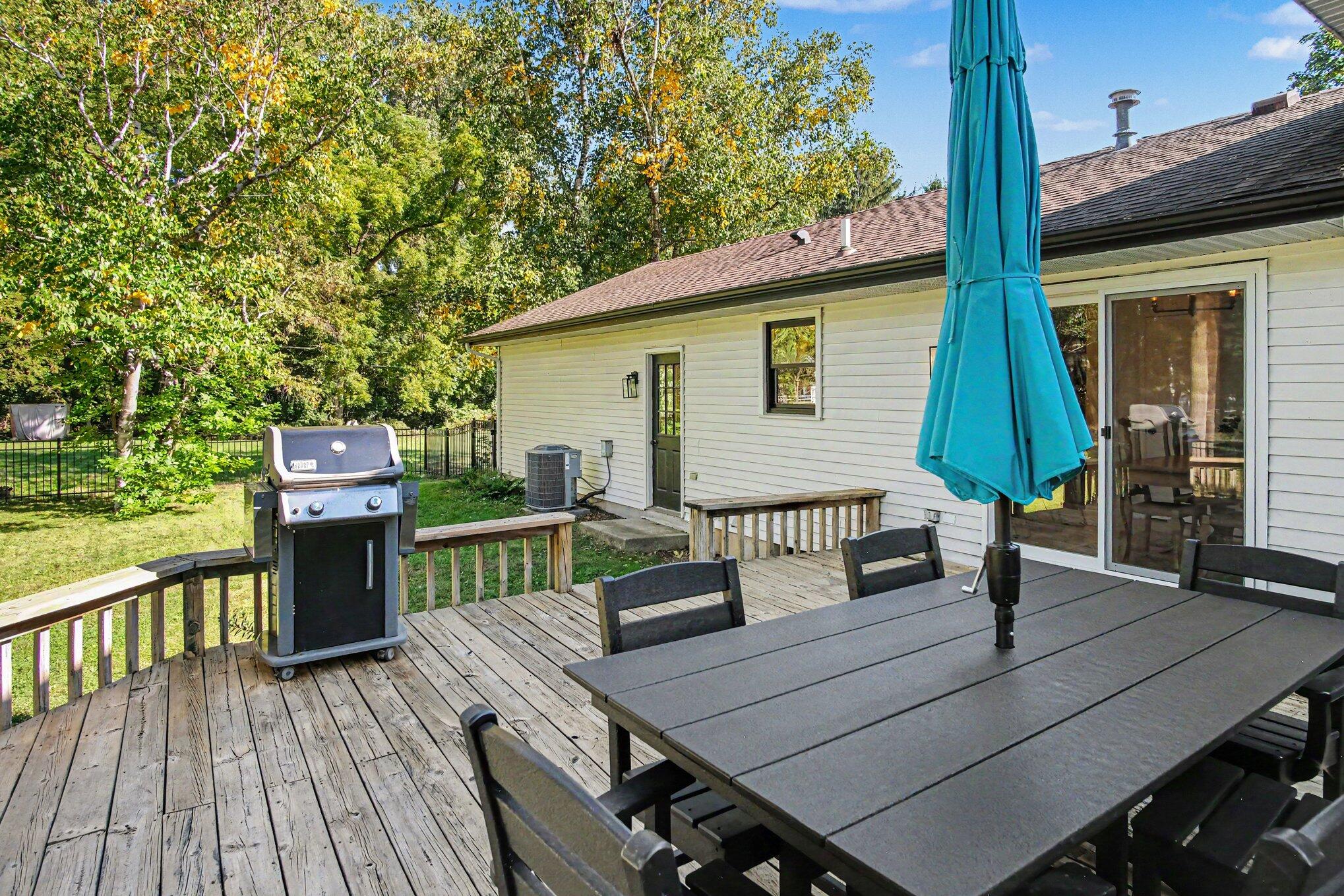 1931 Lonsdale Drive NE Grand Rapids MI 49503