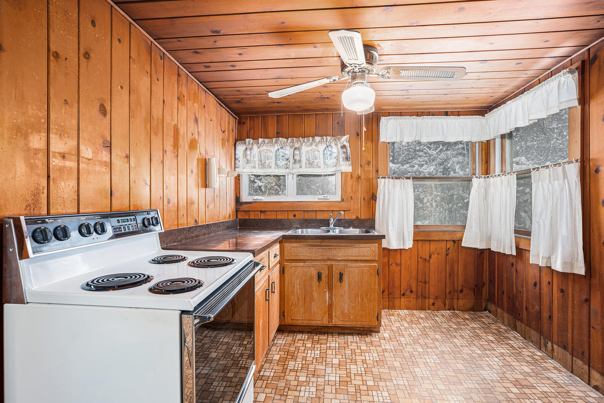 242 Higgins Street Niles MI 49120