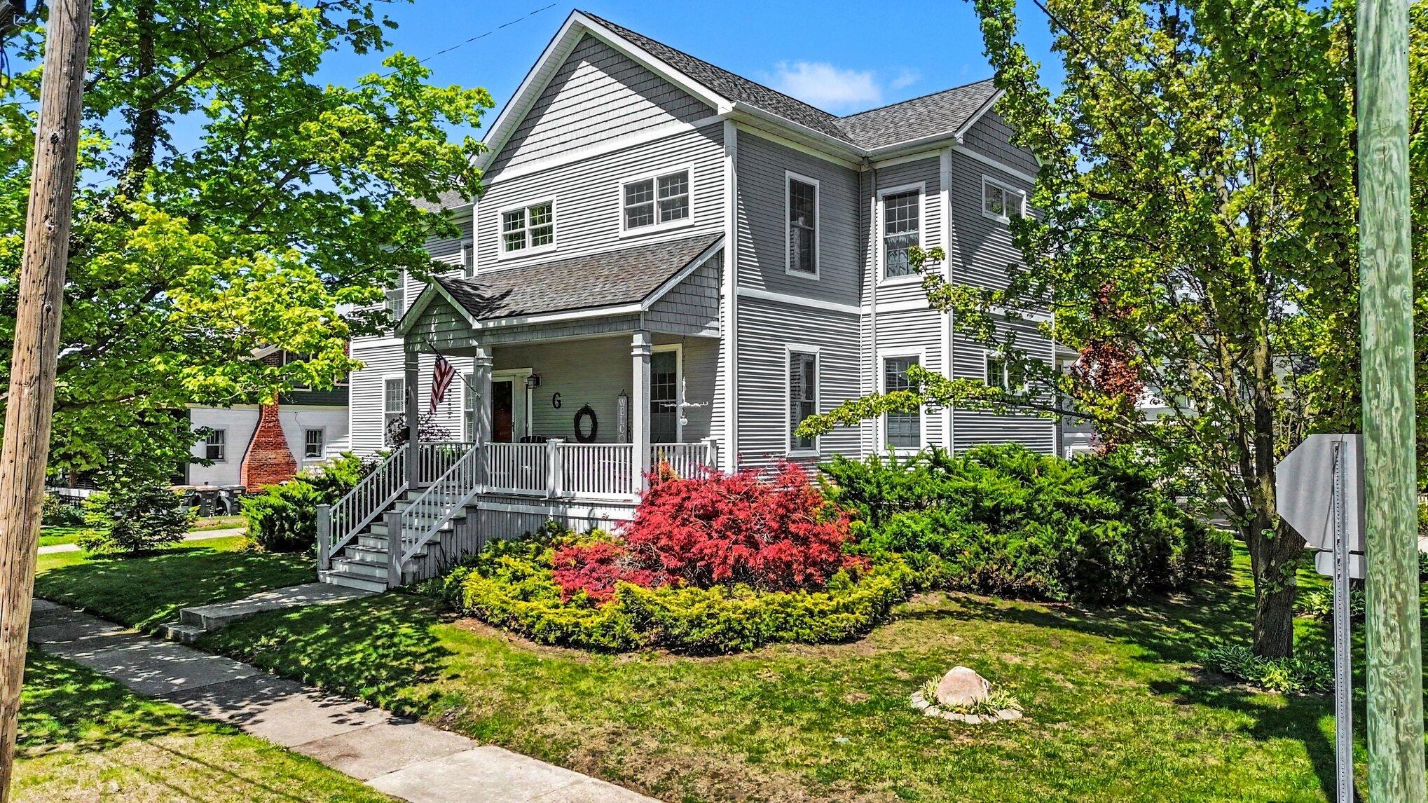 97 Superior Street South Haven MI 49090
