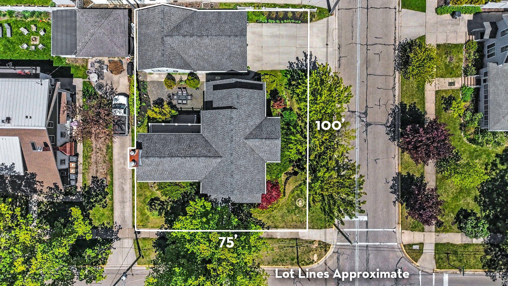 97 Superior Street South Haven MI 49090