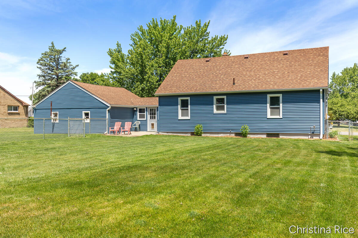 866 76th Street SE Byron Center MI 49315
