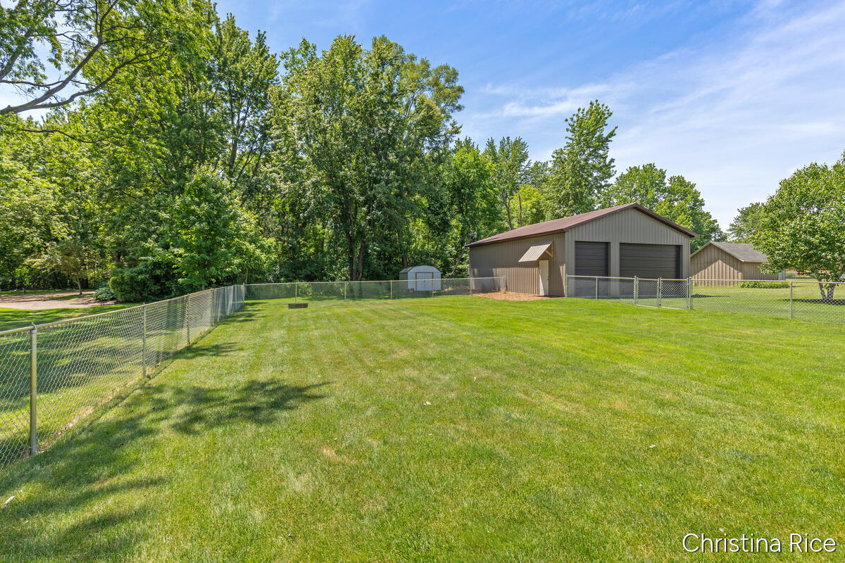 866 76th Street SE Byron Center MI 49315