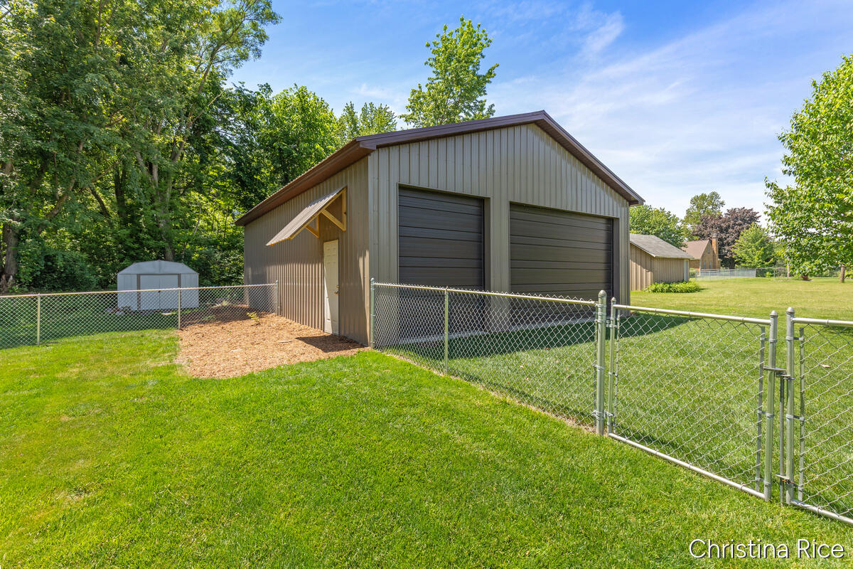 866 76th Street SE Byron Center MI 49315