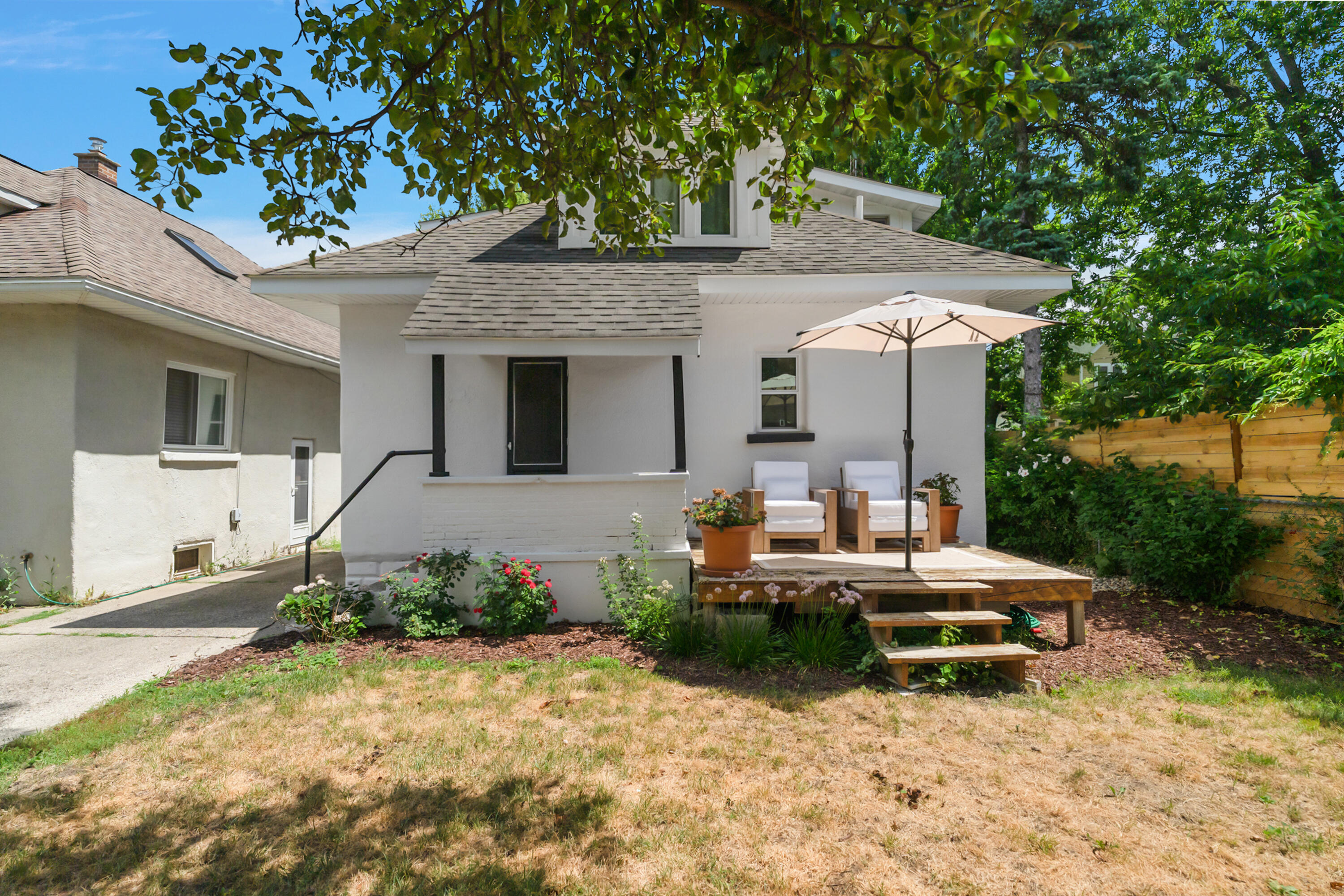 63 Iris Place NE Grand Rapids MI 49503