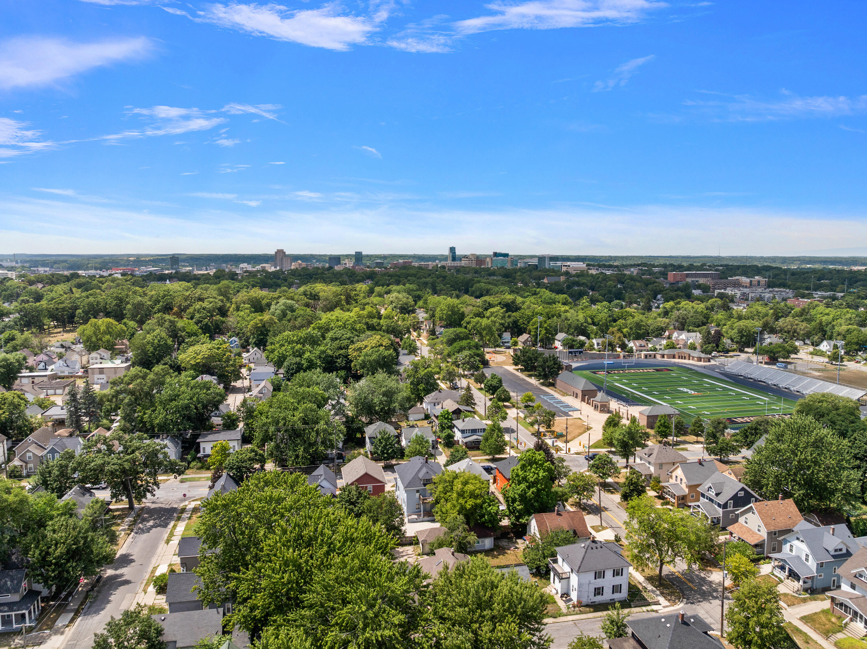63 Iris Place NE Grand Rapids MI 49503