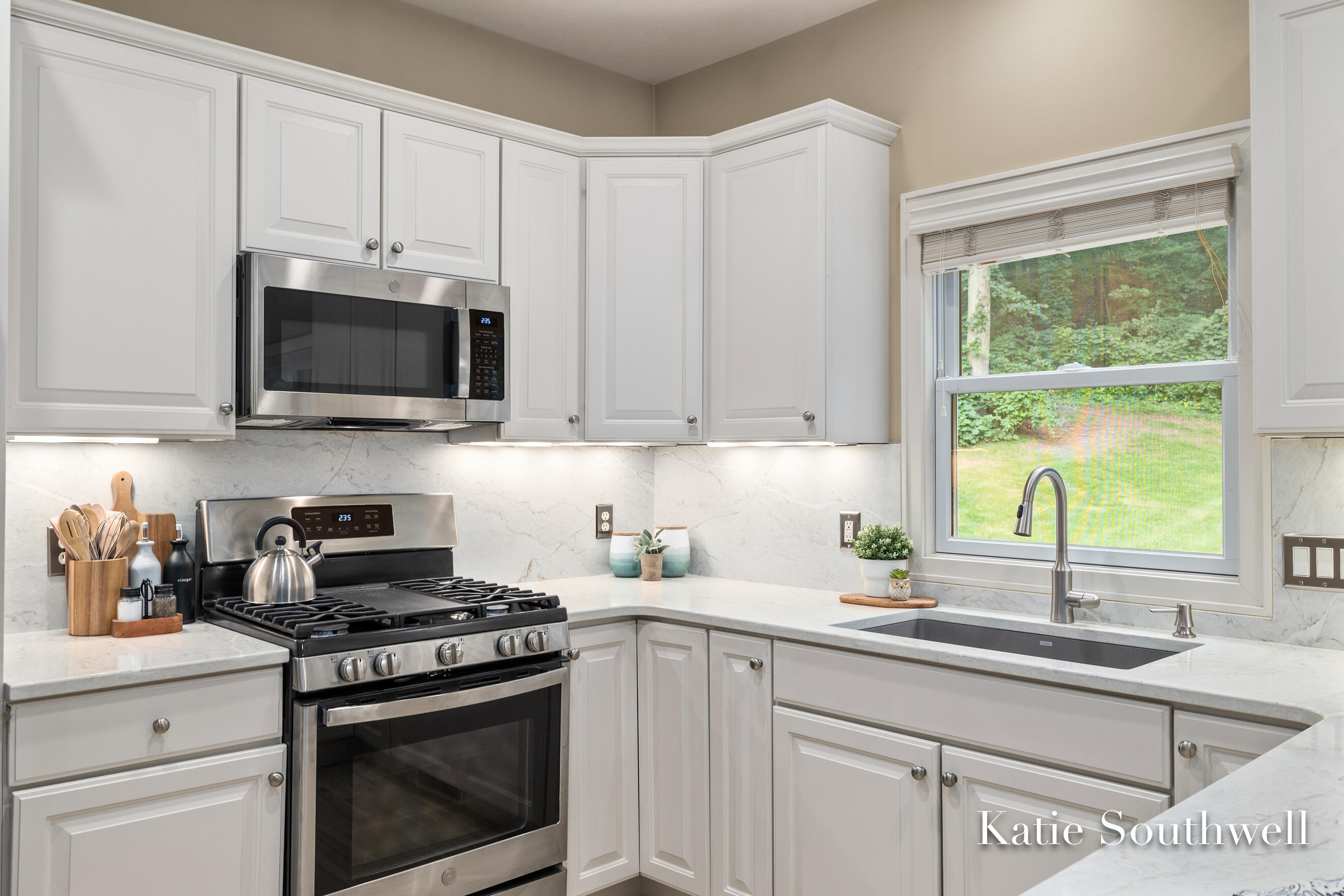 4667 Sundial Drive NE Grand Rapids MI 49525