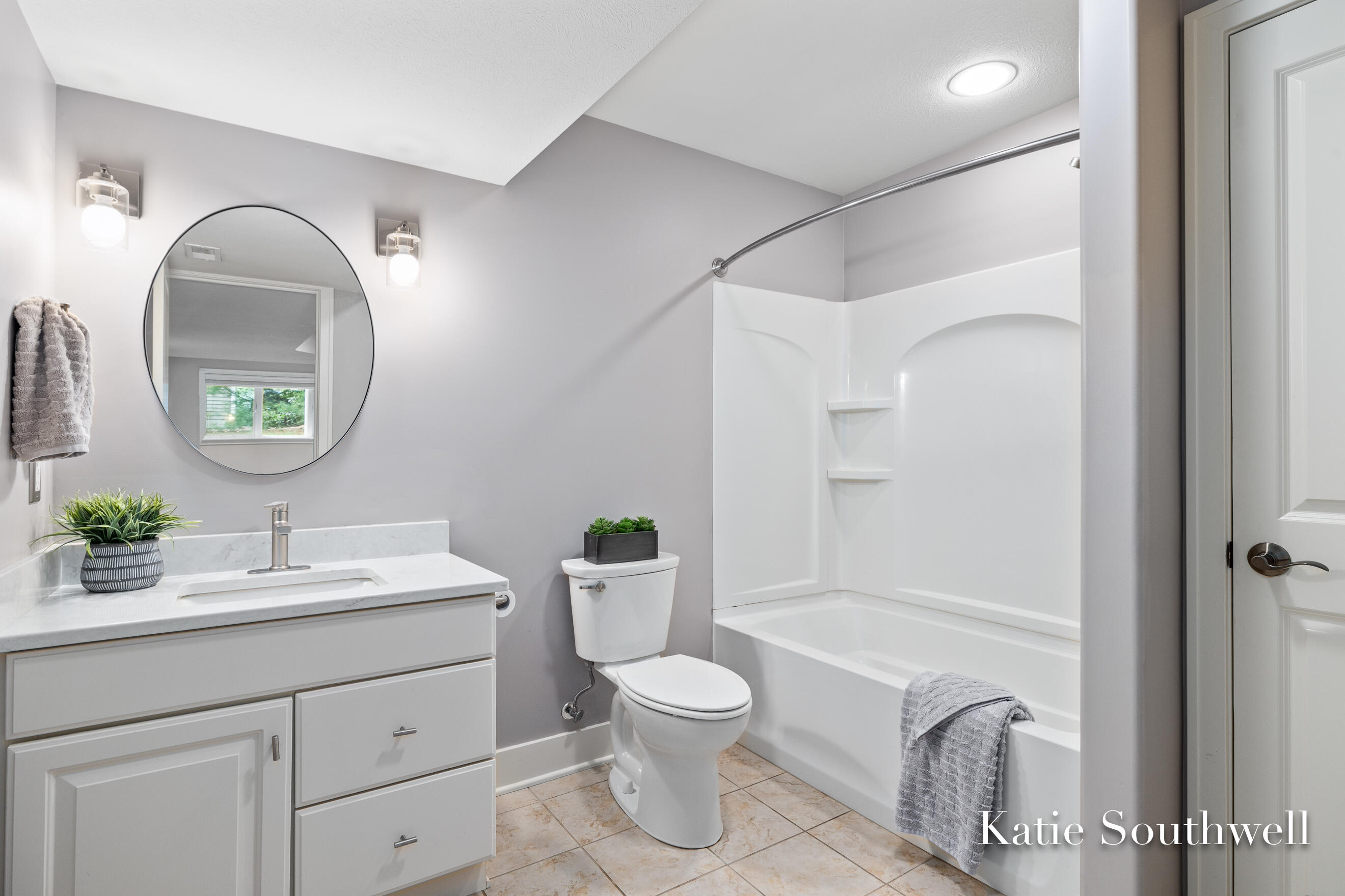 4667 Sundial Drive NE Grand Rapids MI 49525