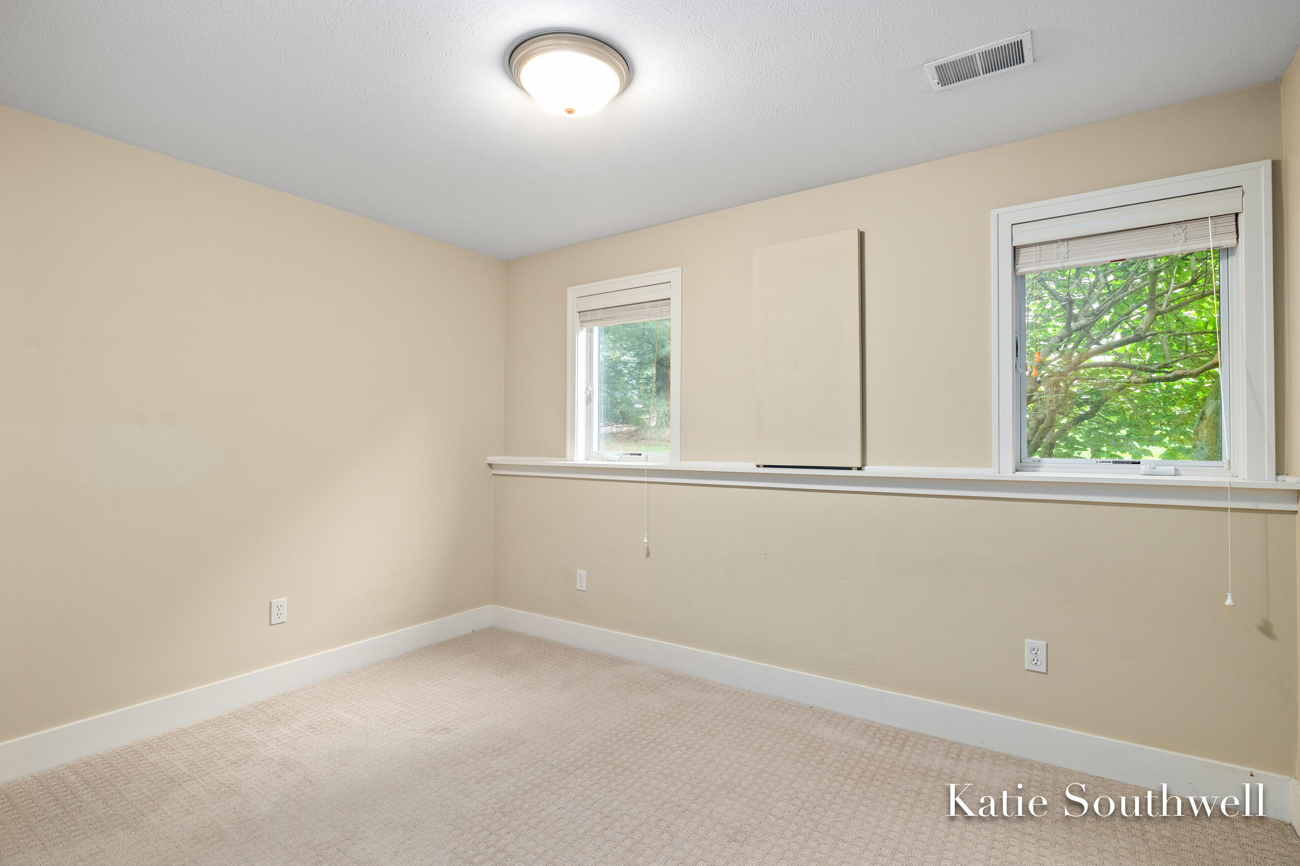 4667 Sundial Drive NE Grand Rapids MI 49525