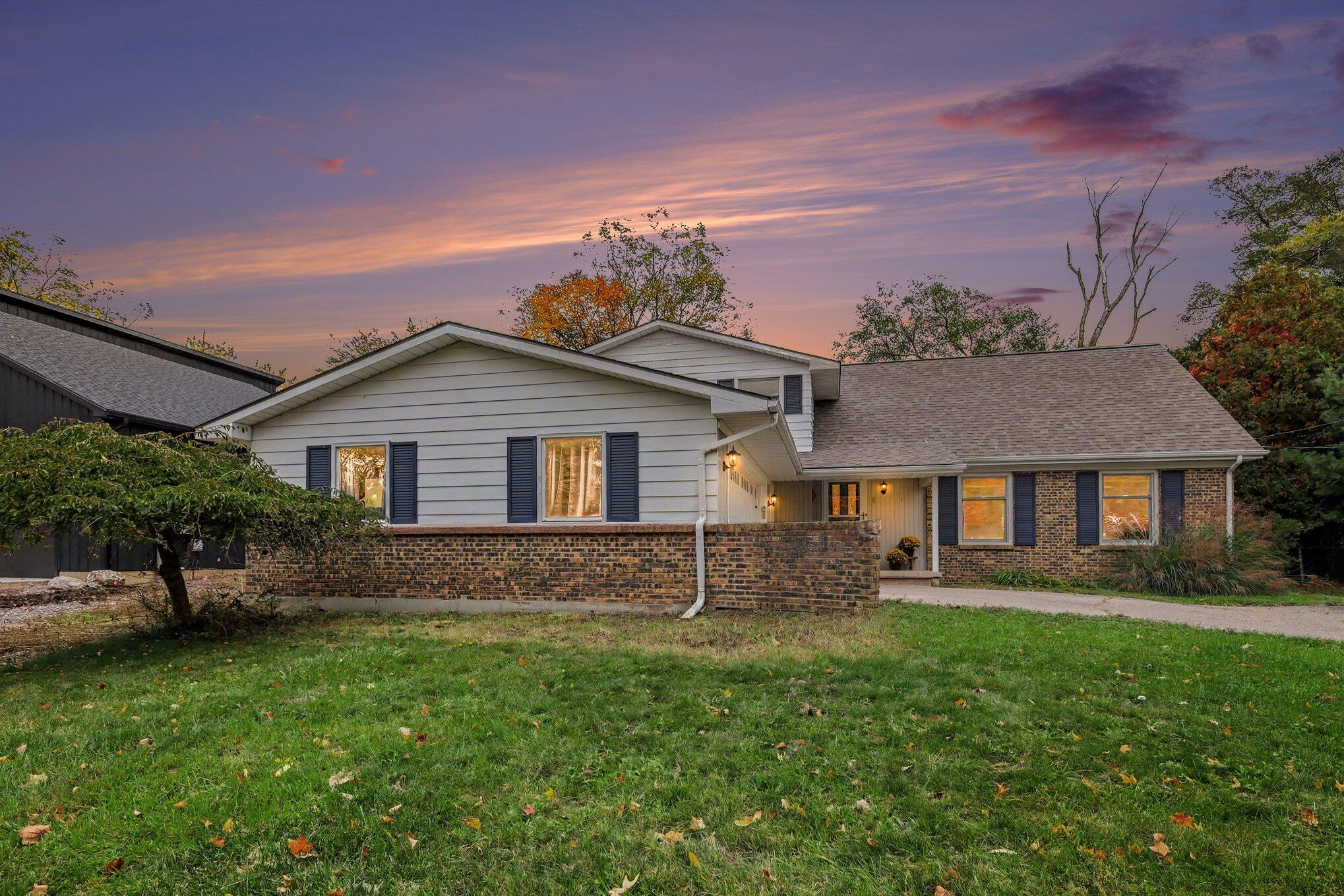 2208 Ontonagon Avenue SE Grand Rapids MI 49506