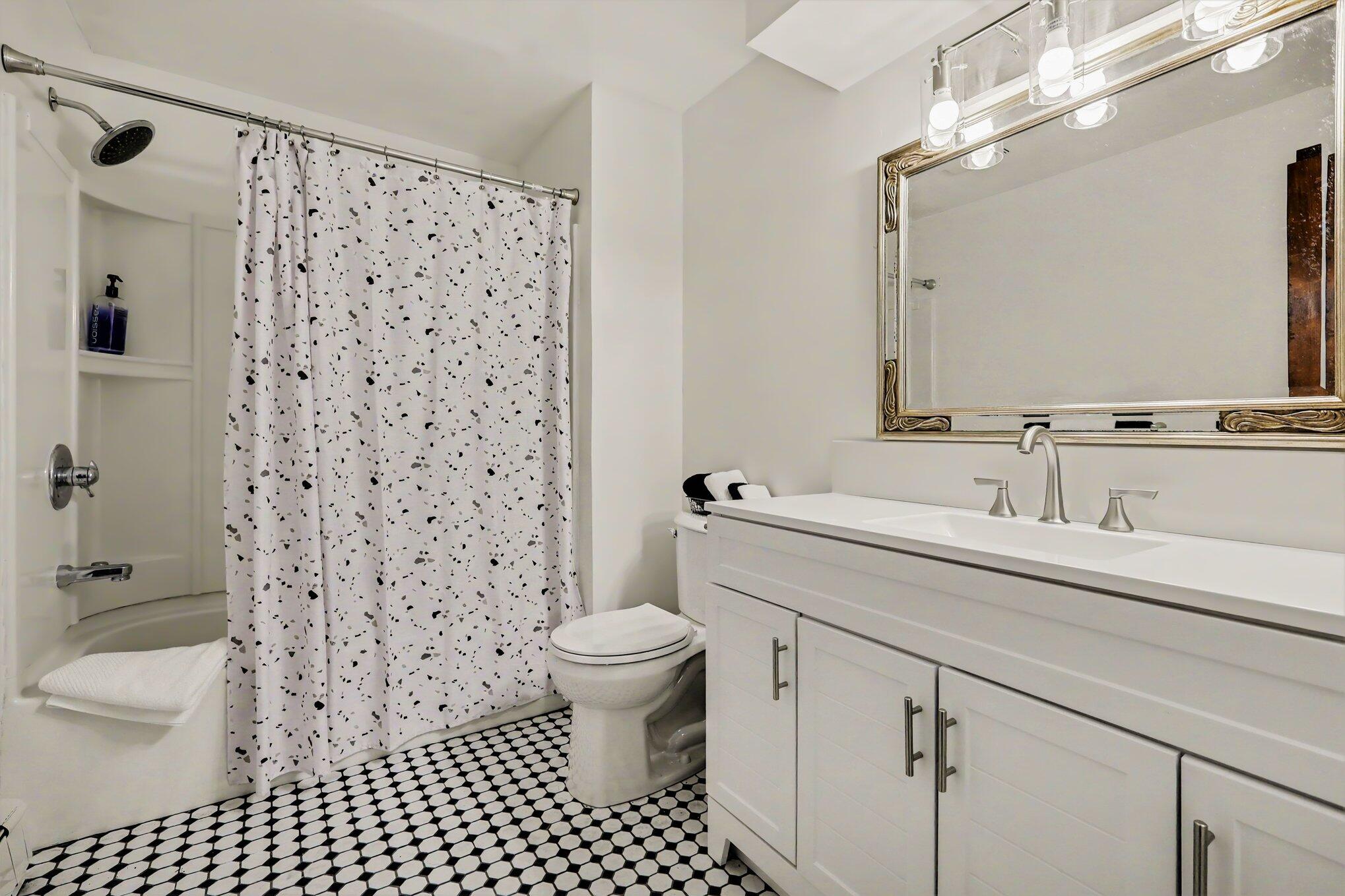 2208 Ontonagon Avenue SE Grand Rapids MI 49506