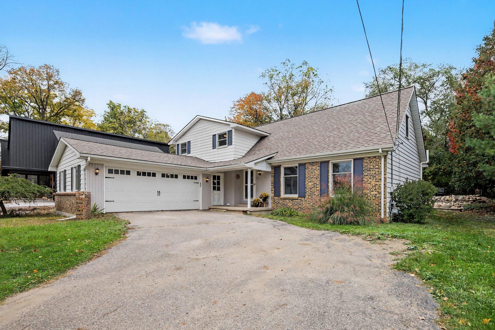 2208 Ontonagon Avenue SE Grand Rapids MI 49506