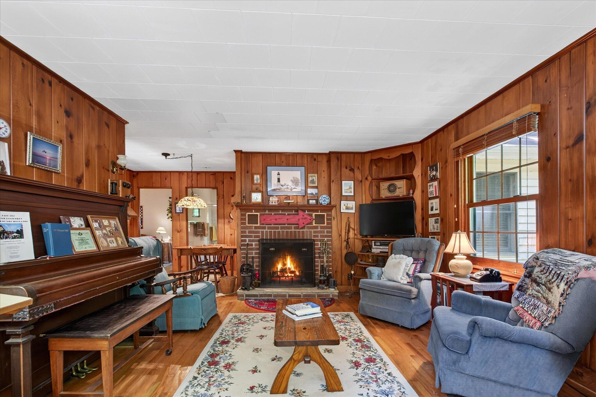 7110 Horseshoe Drive Three Oaks MI 49128