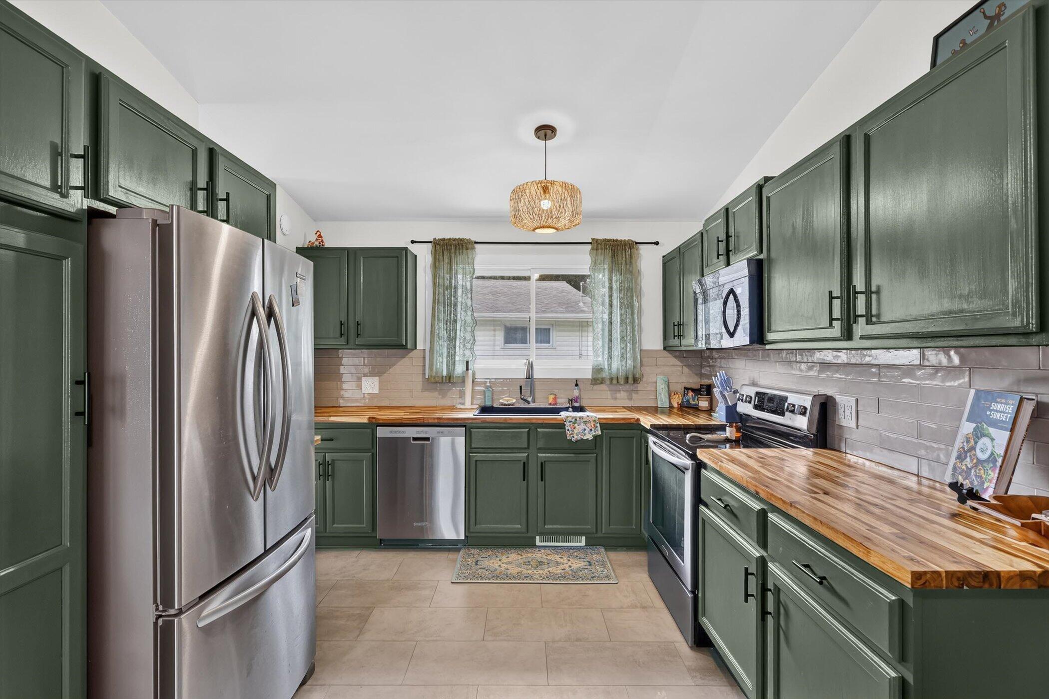 4089 Northgate Drive NE Grand Rapids MI 49525