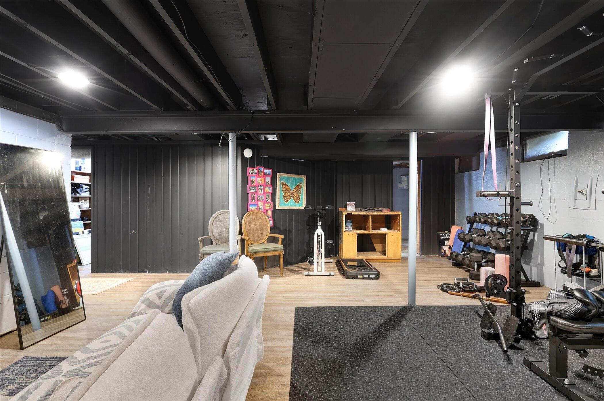 4089 Northgate Drive NE Grand Rapids MI 49525