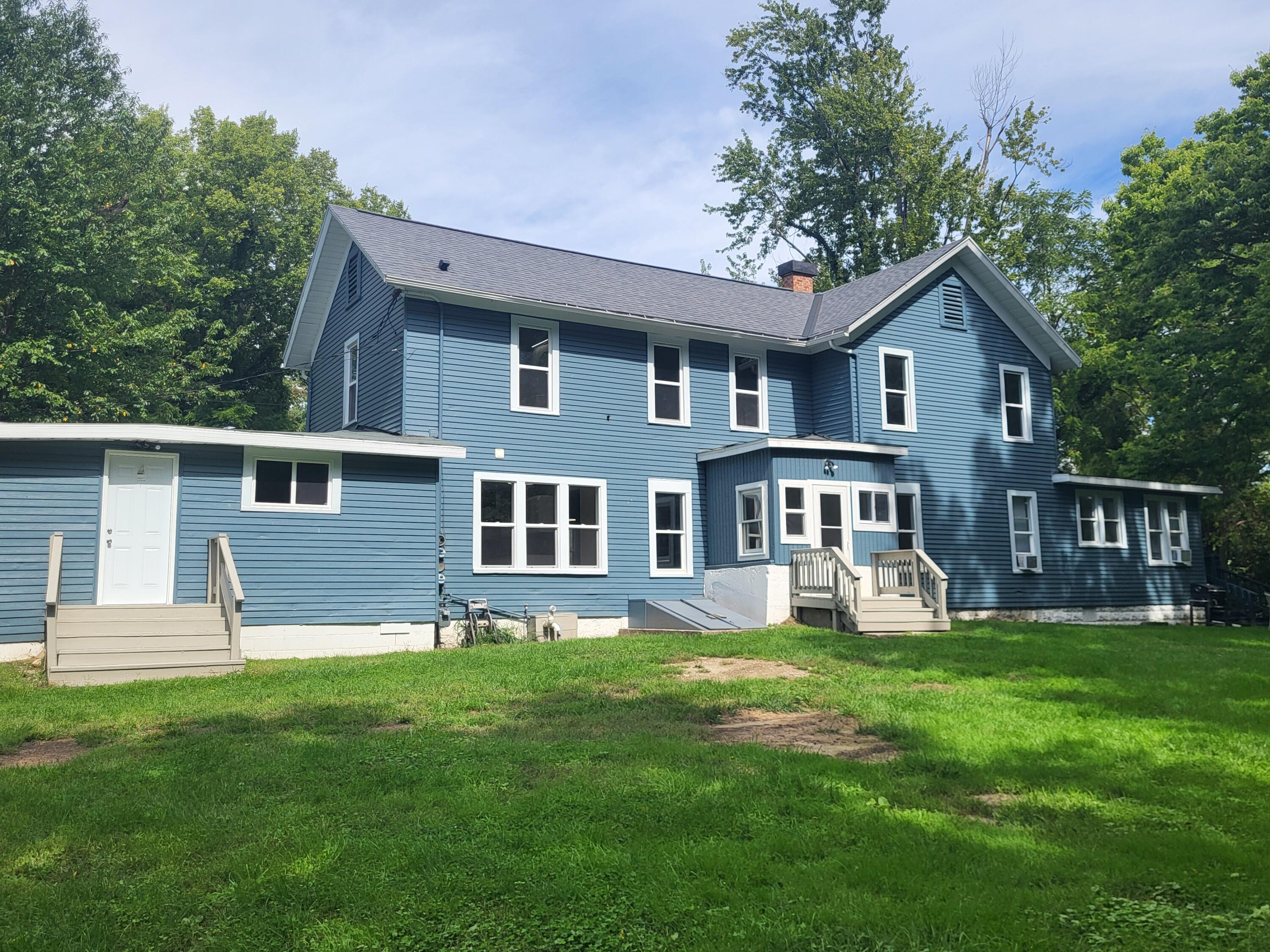 7976 Central Avenue Coloma MI 49038