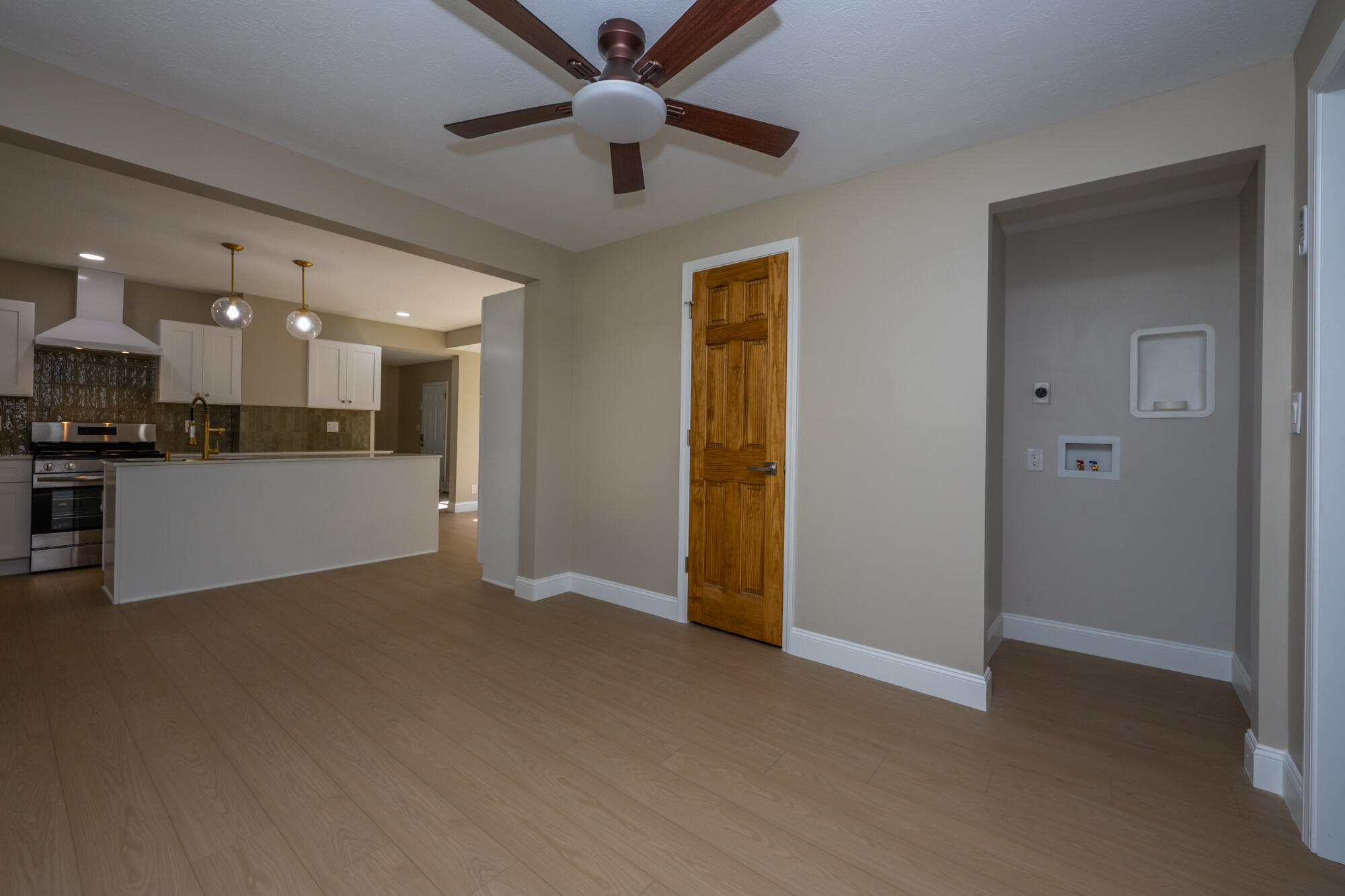 7976 Central Avenue Coloma MI 49038