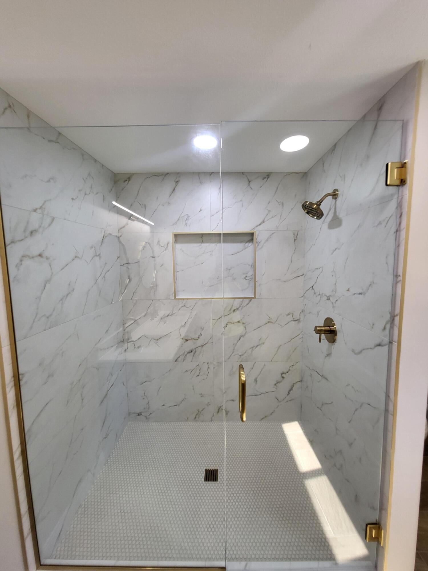 7976 Central Avenue Coloma MI 49038