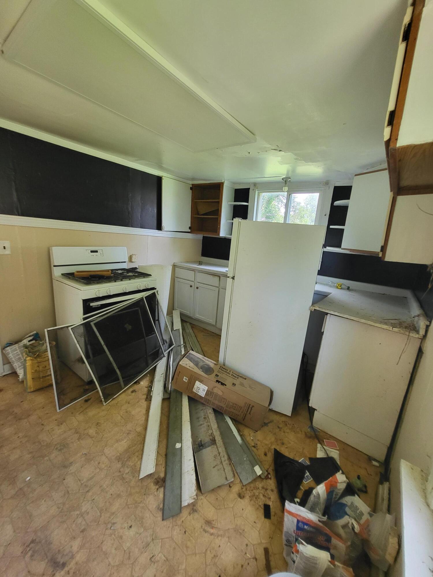 7976 Central Avenue Coloma MI 49038