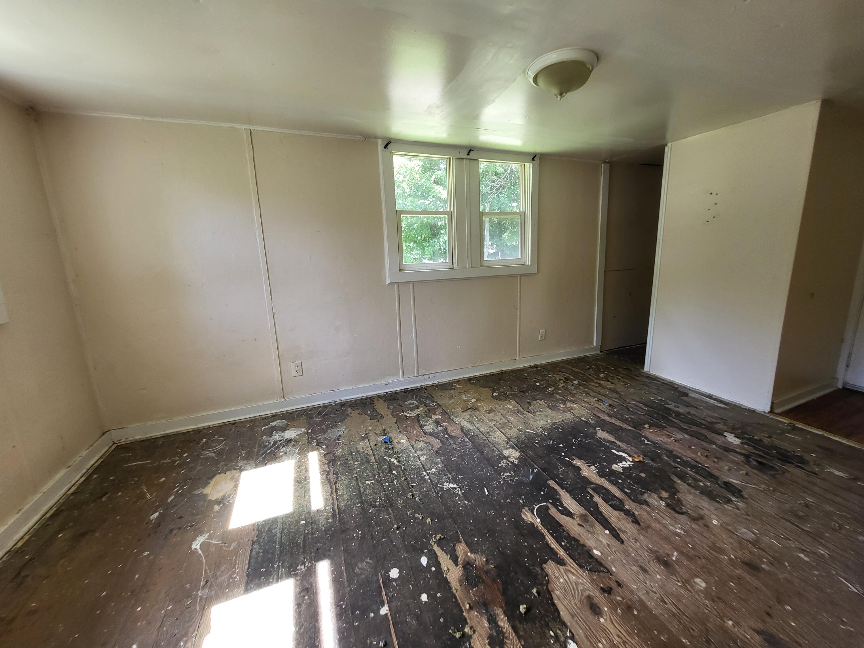 7976 Central Avenue Coloma MI 49038