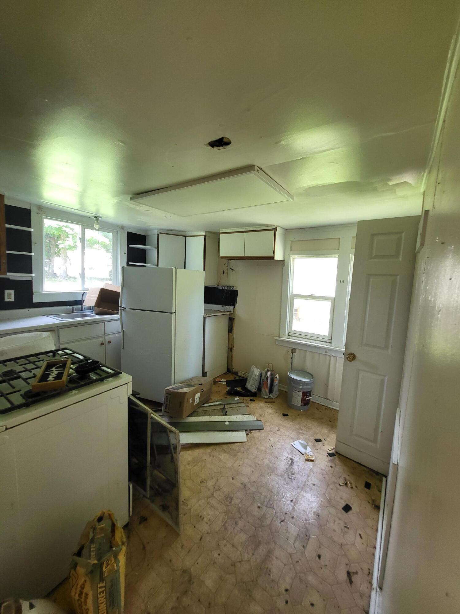 7976 Central Avenue Coloma MI 49038