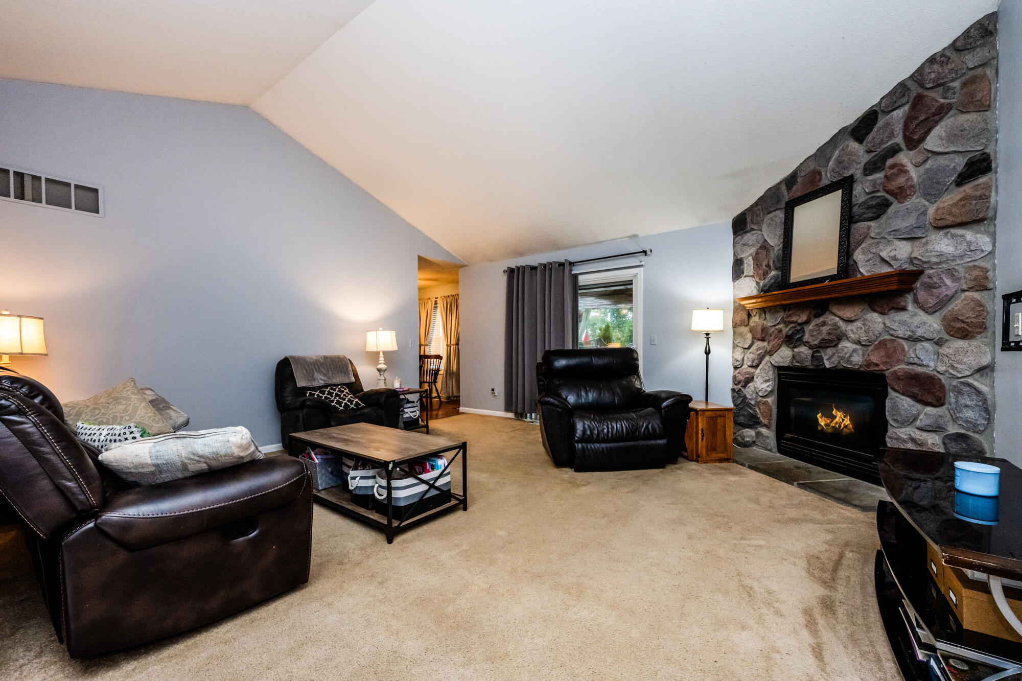6515 Niagara Circle Stevensville MI 49127