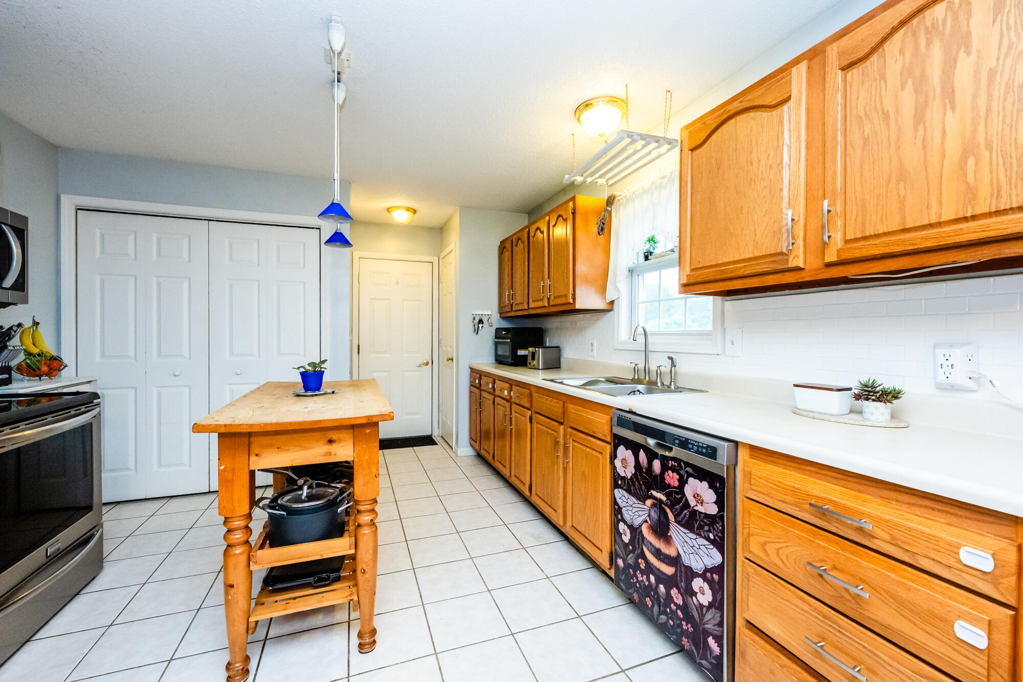 6515 Niagara Circle Stevensville MI 49127