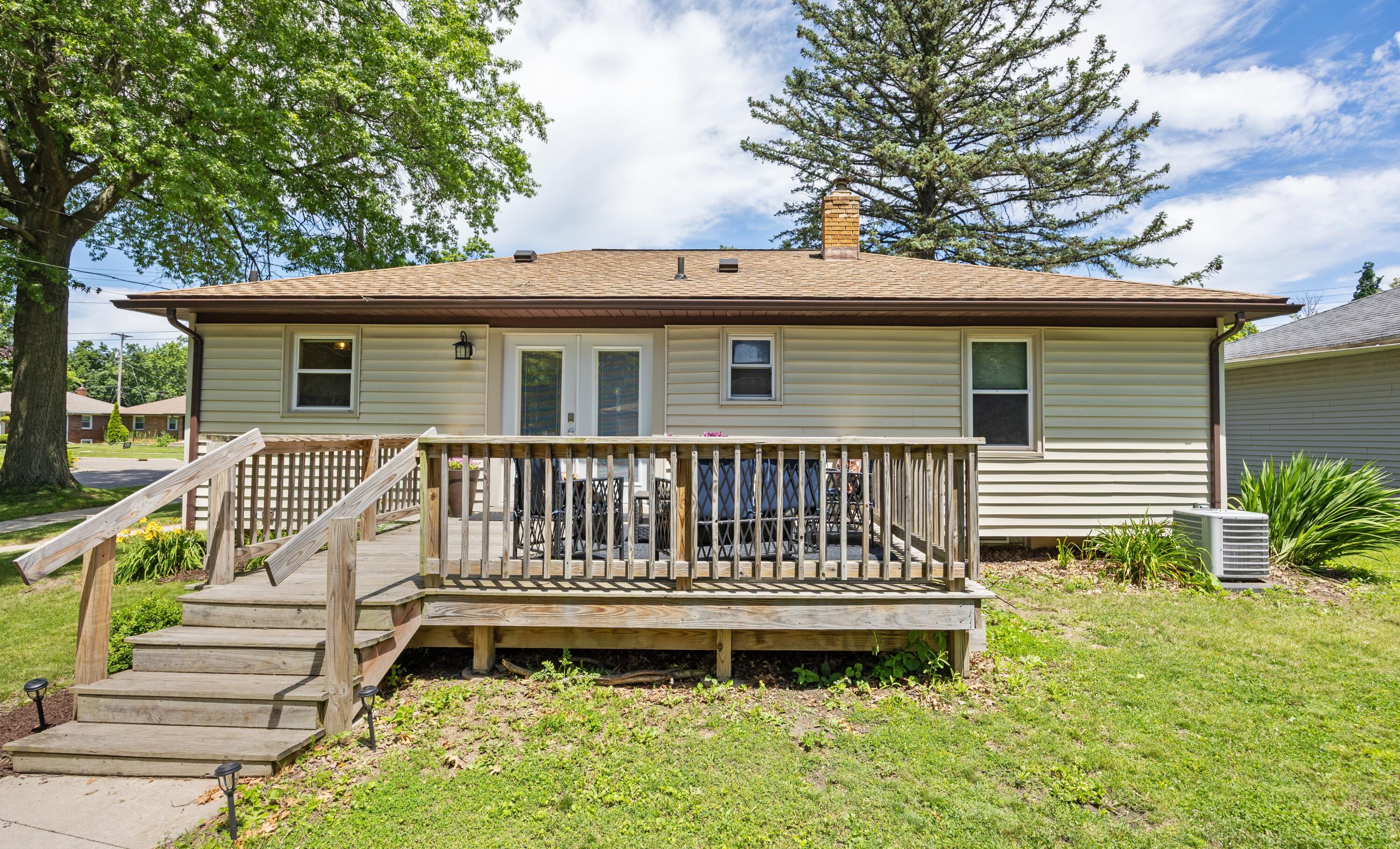 1904 Griggs Street SE Grand Rapids MI 49506