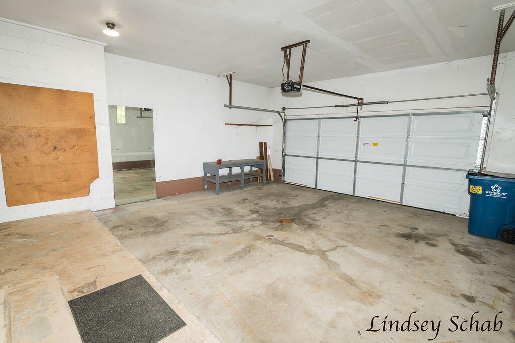3243 Royal Oak Road Muskegon MI 49441
