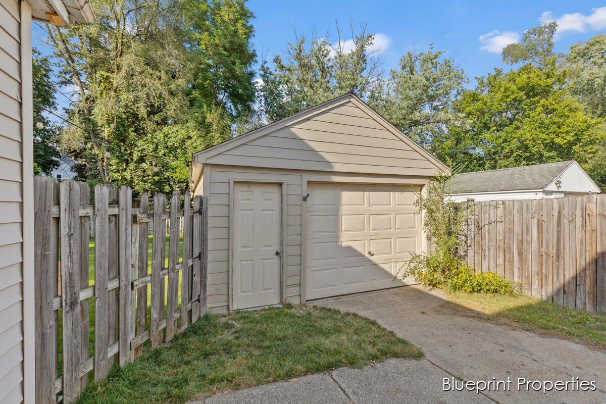 1123 Ottillia Street SE Grand Rapids MI 49507