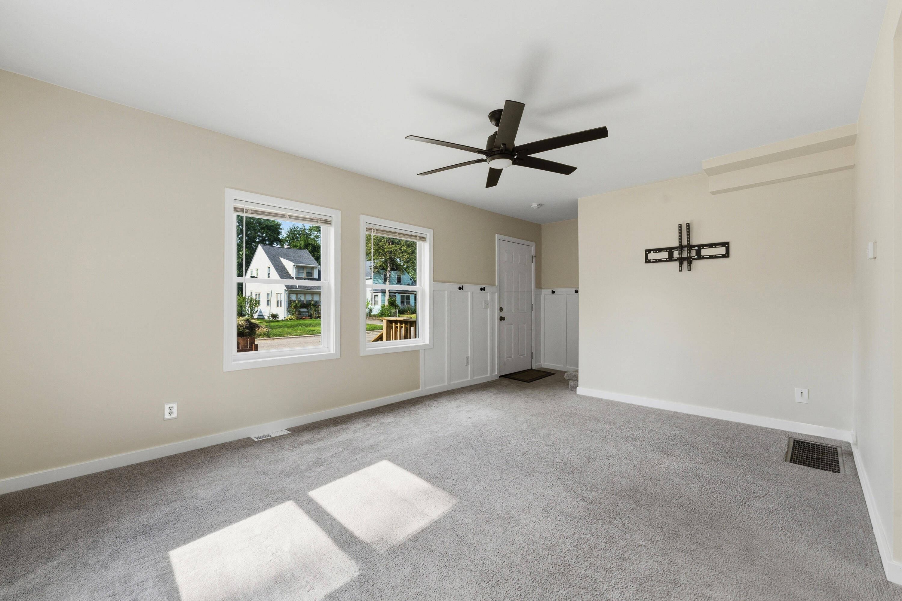 516 Lay Boulevard Kalamazoo MI 49001