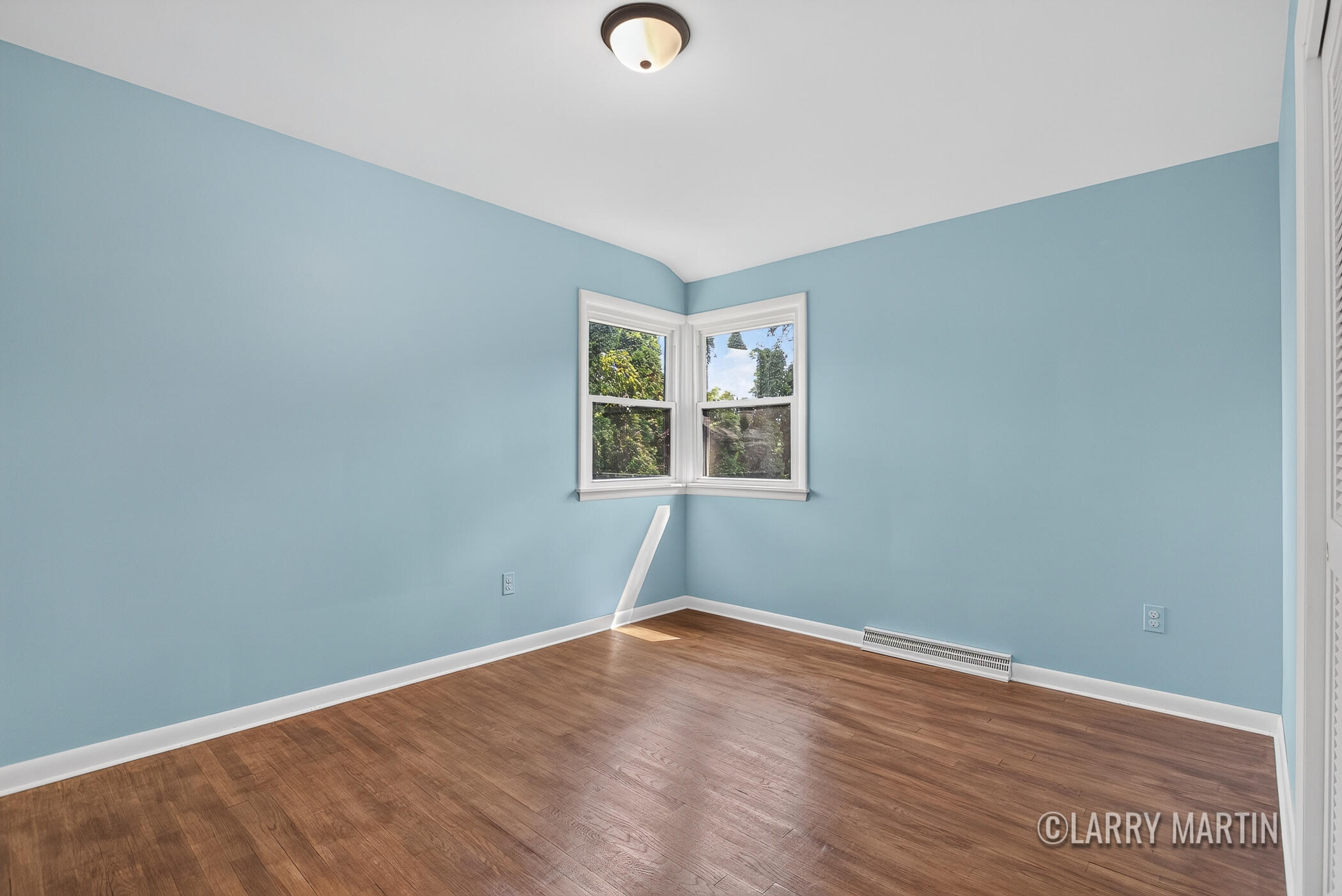1916 Manning Avenue NW Grand Rapids MI 49534