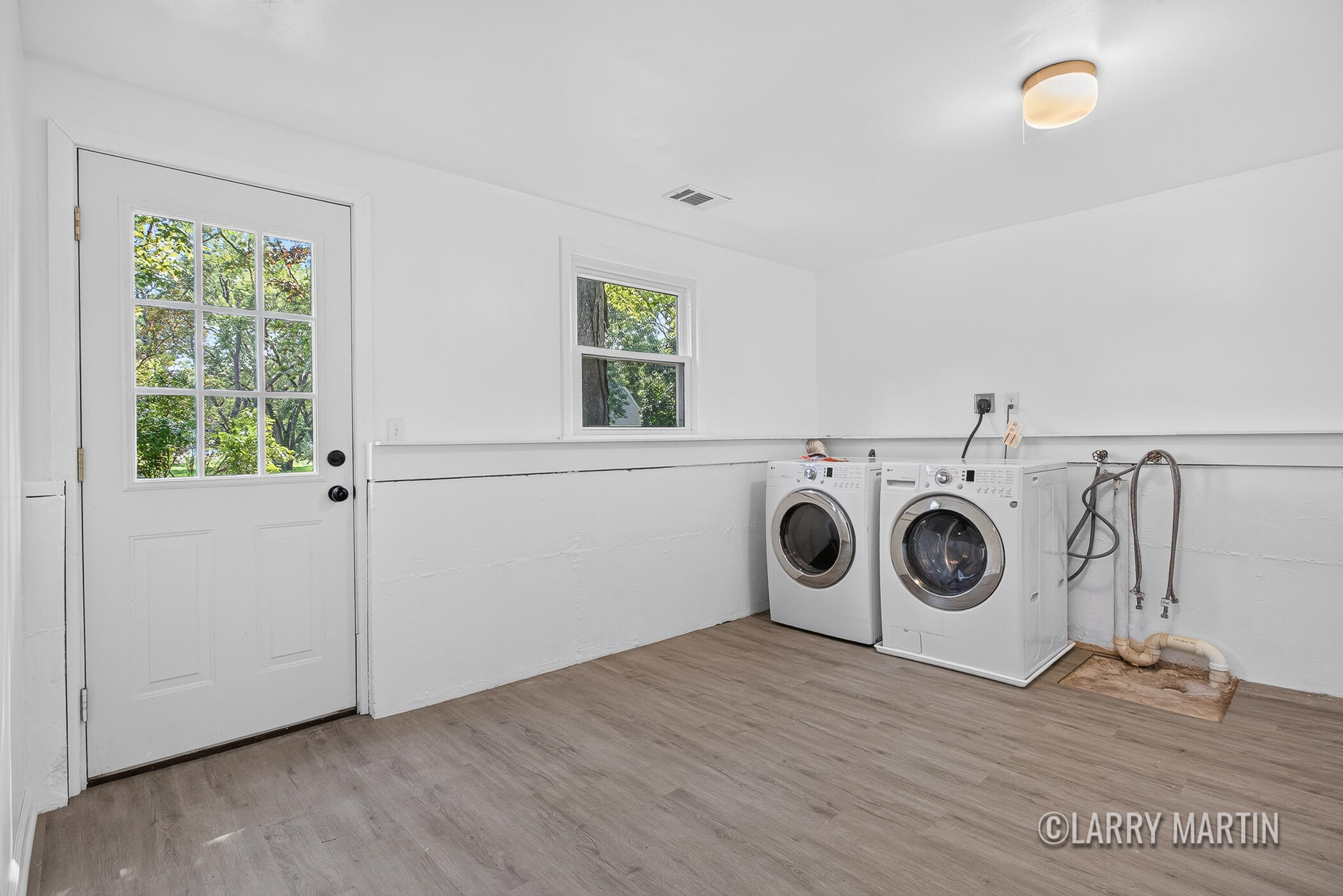 1916 Manning Avenue NW Grand Rapids MI 49534