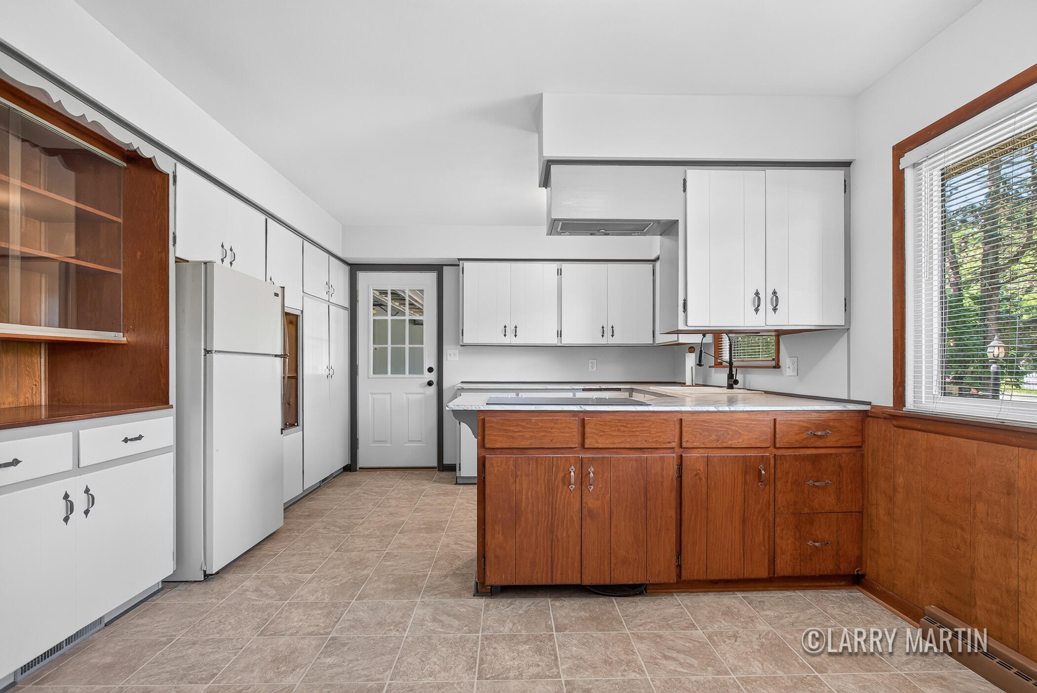1916 Manning Avenue NW Grand Rapids MI 49534