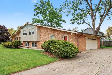 803 Woodheath Avenue Portage MI 49024
