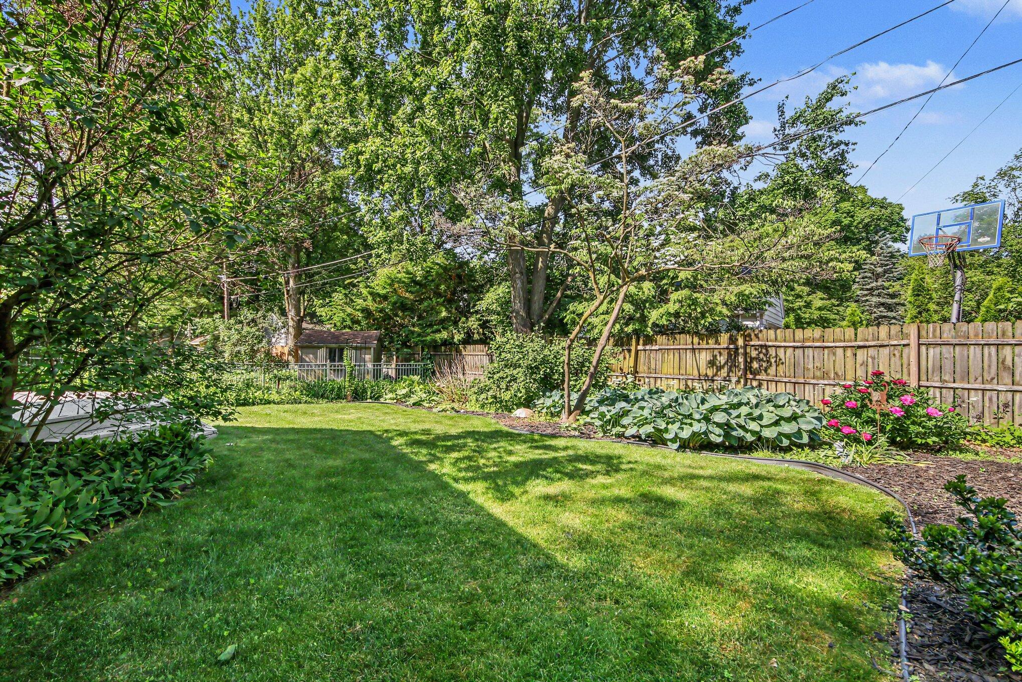 1047 Orchard Avenue SE East Grand Rapids MI 49506