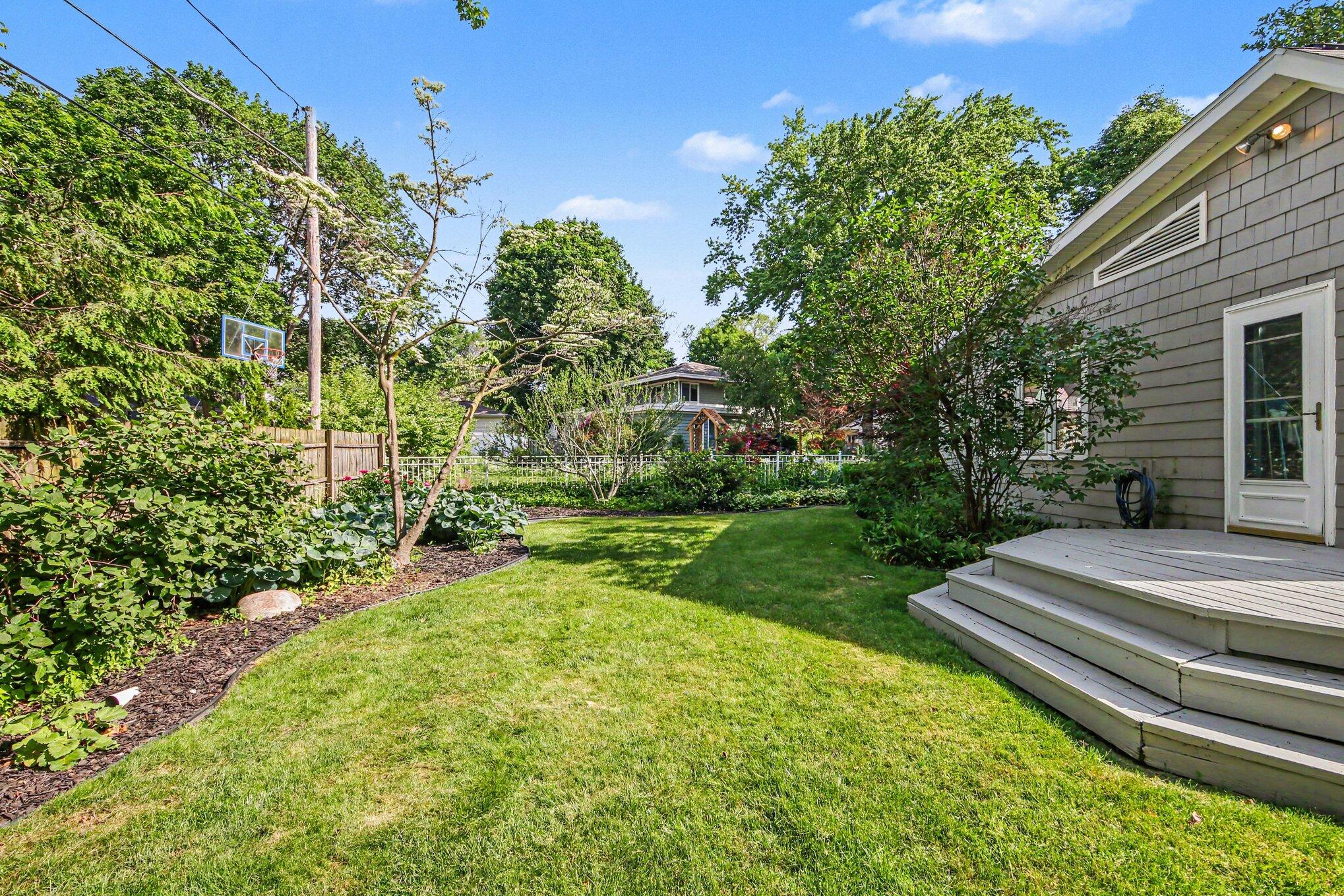 1047 Orchard Avenue SE East Grand Rapids MI 49506