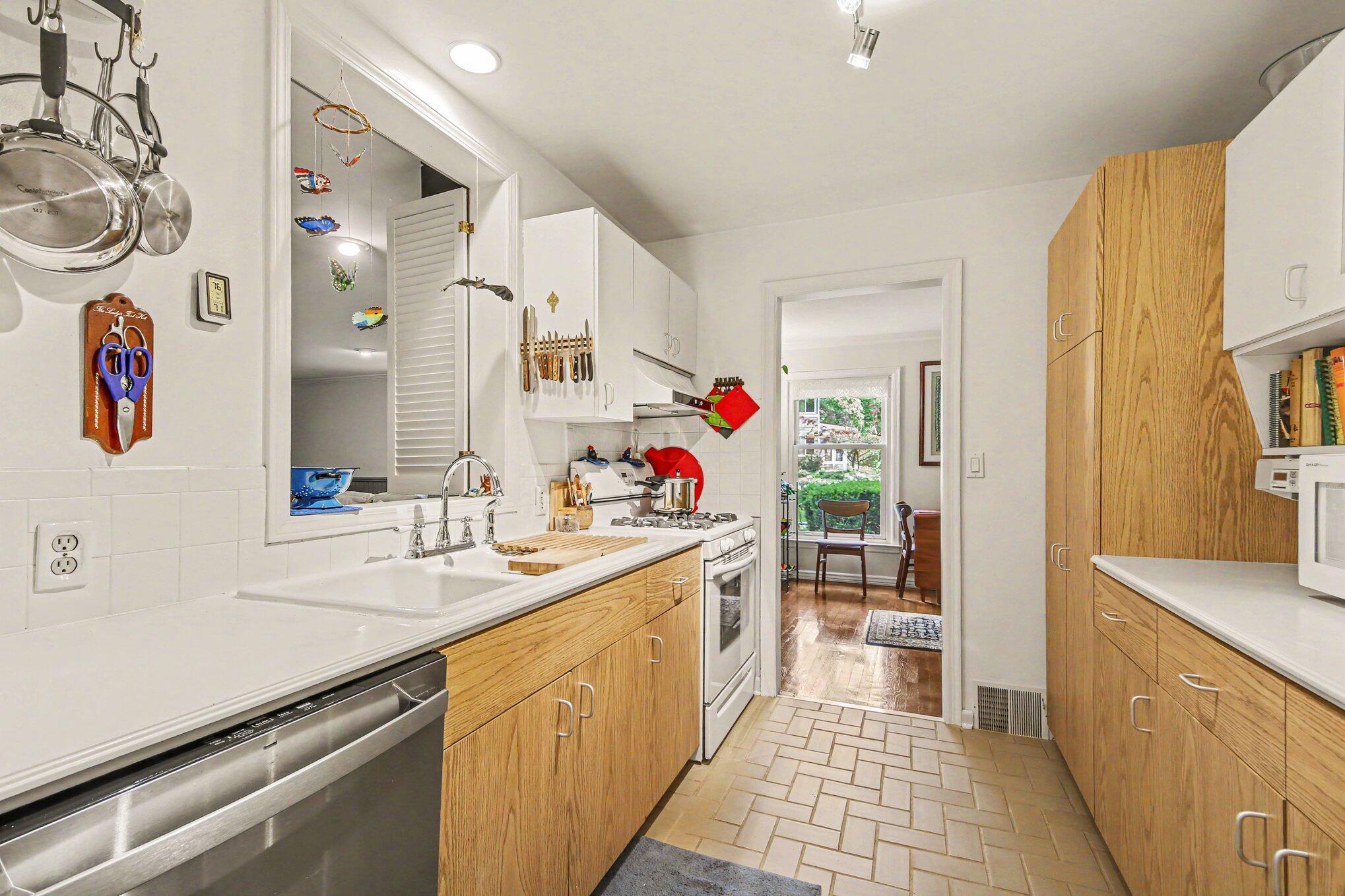 1047 Orchard Avenue SE East Grand Rapids MI 49506