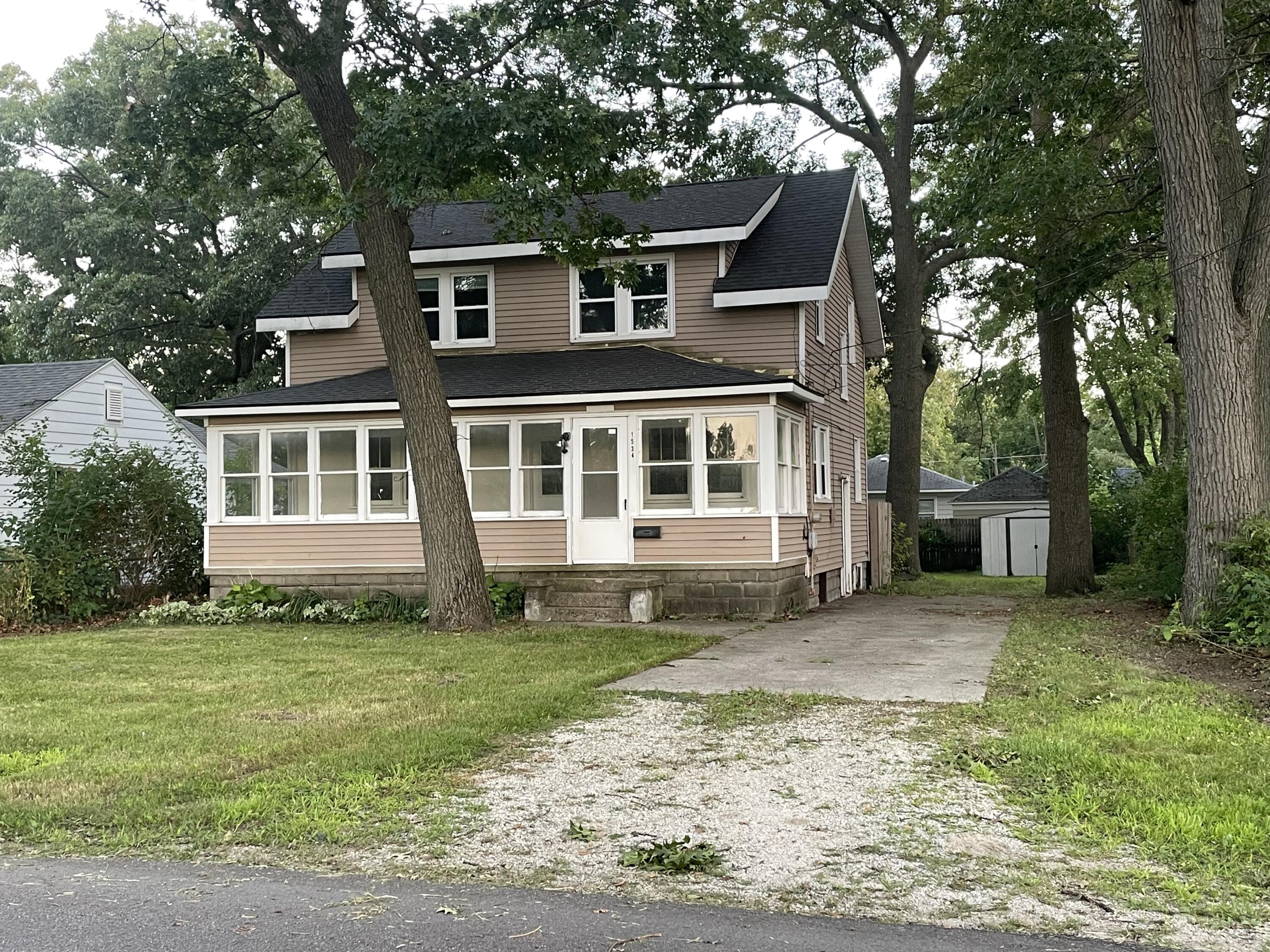 1534 Cedar Street NE Grand Rapids MI 49503