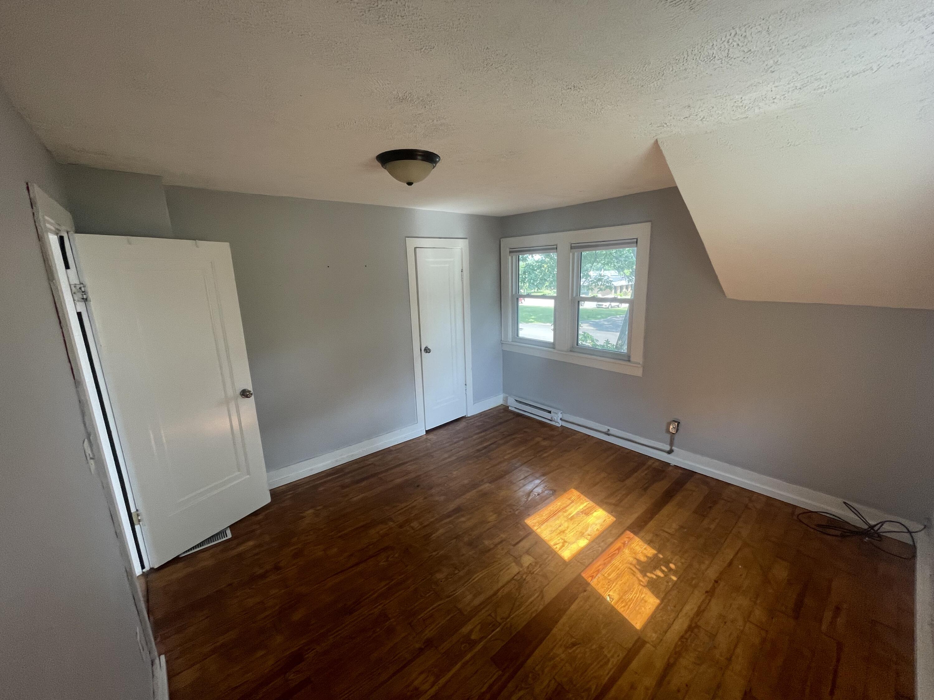 1534 Cedar Street NE Grand Rapids MI 49503