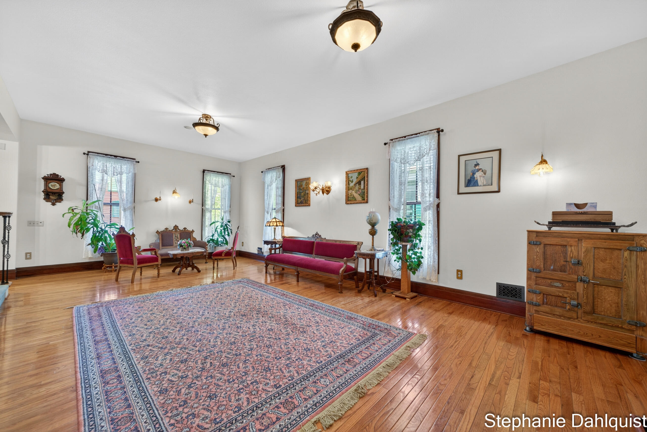 511 W Clay Avenue Muskegon MI 49440