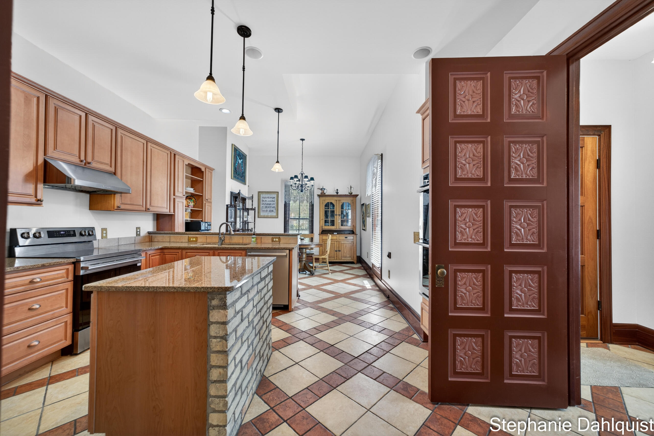 511 W Clay Avenue Muskegon MI 49440