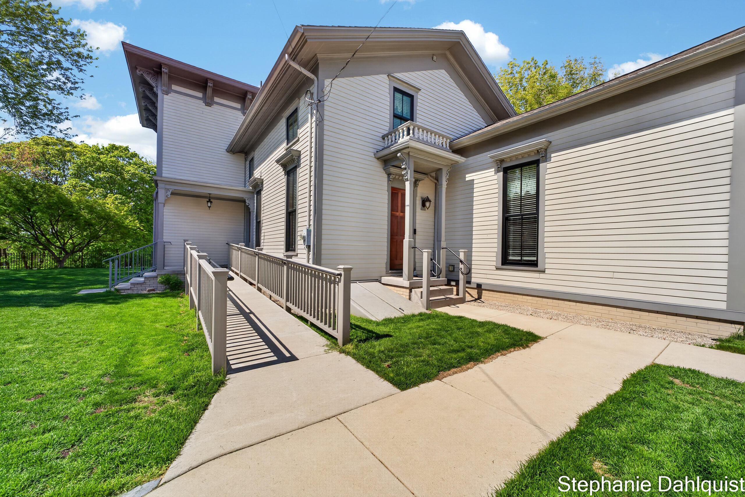 511 W Clay Avenue Muskegon MI 49440
