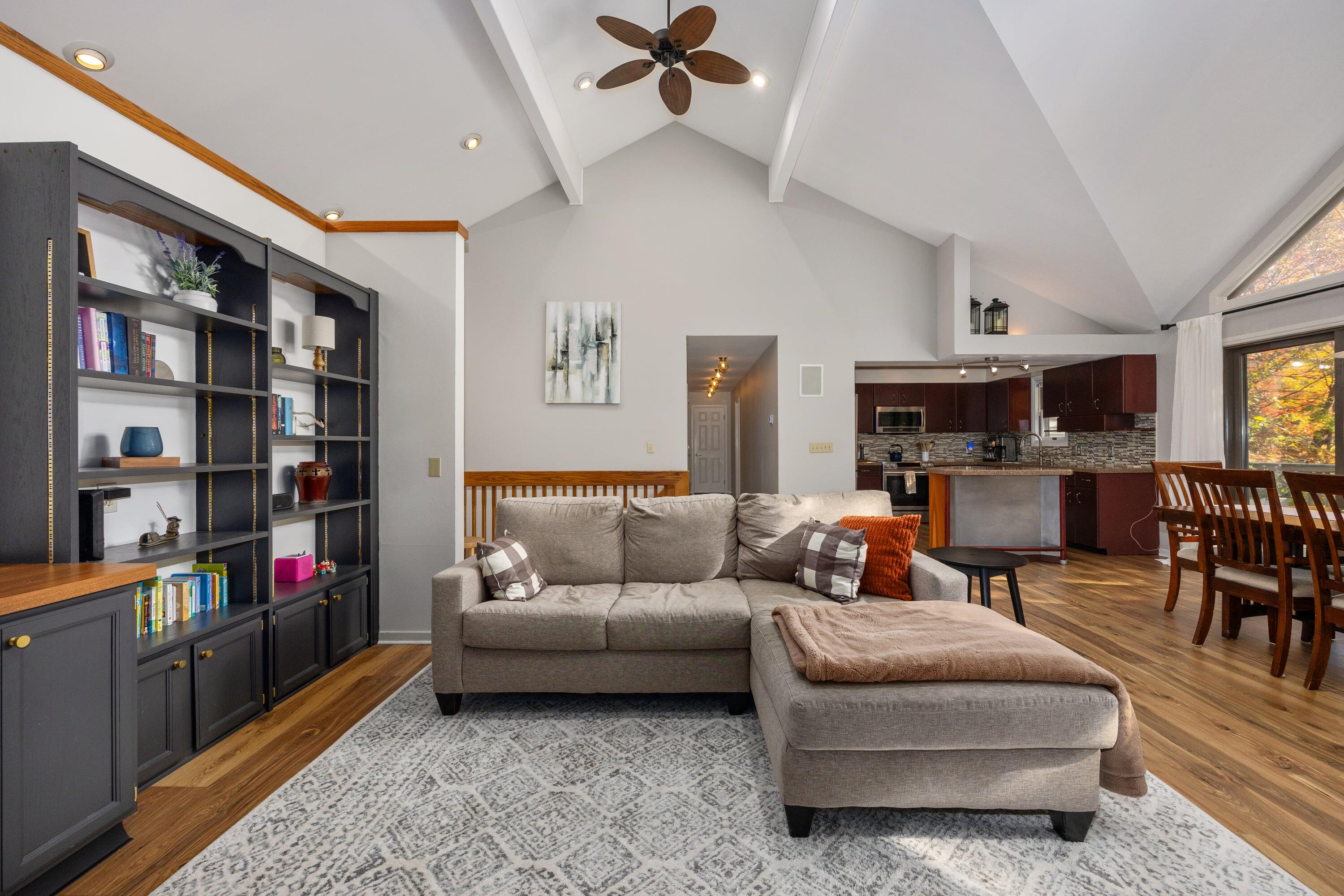 5256 E Woodmeade Court SE Ada MI 49301