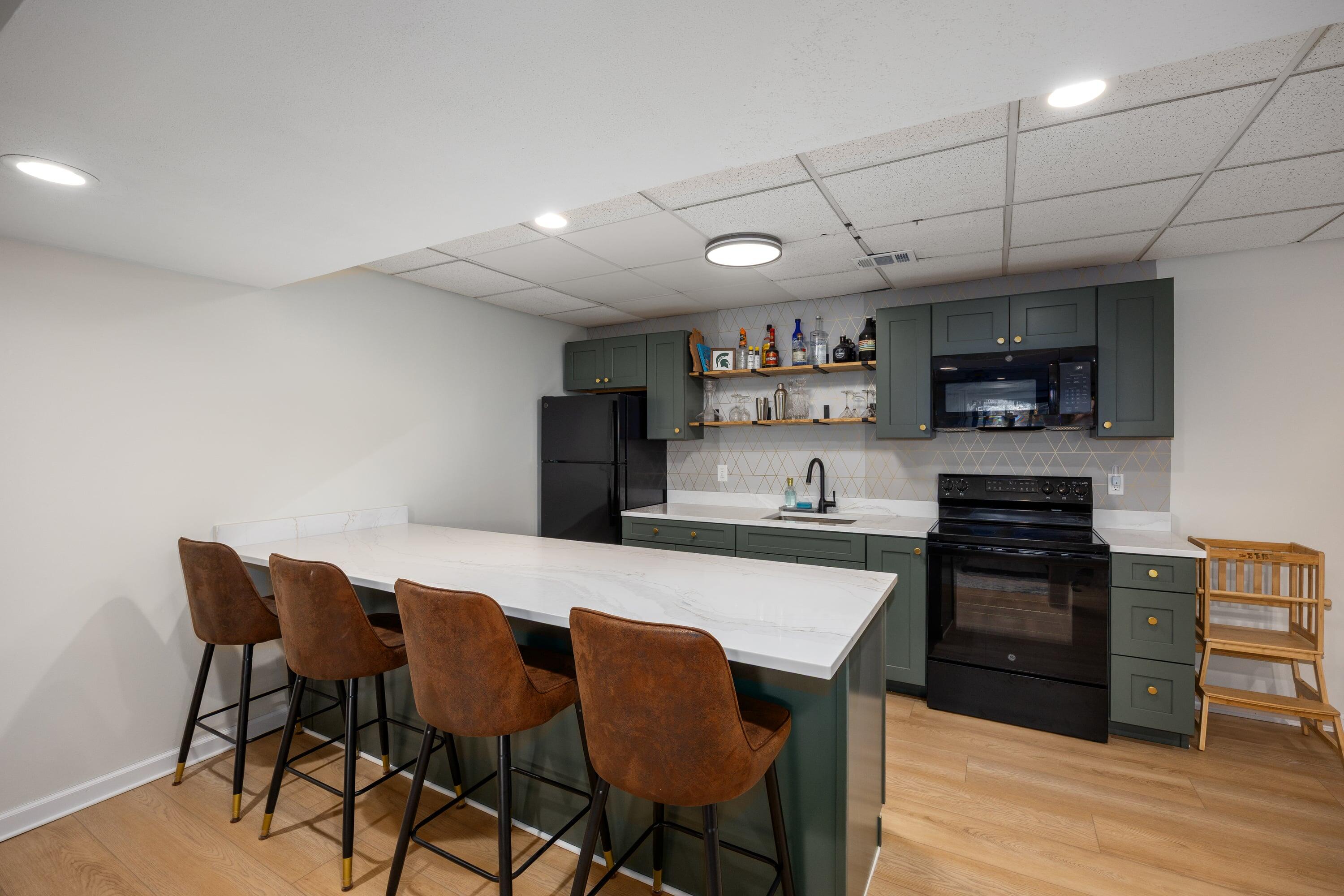 5256 E Woodmeade Court SE Ada MI 49301
