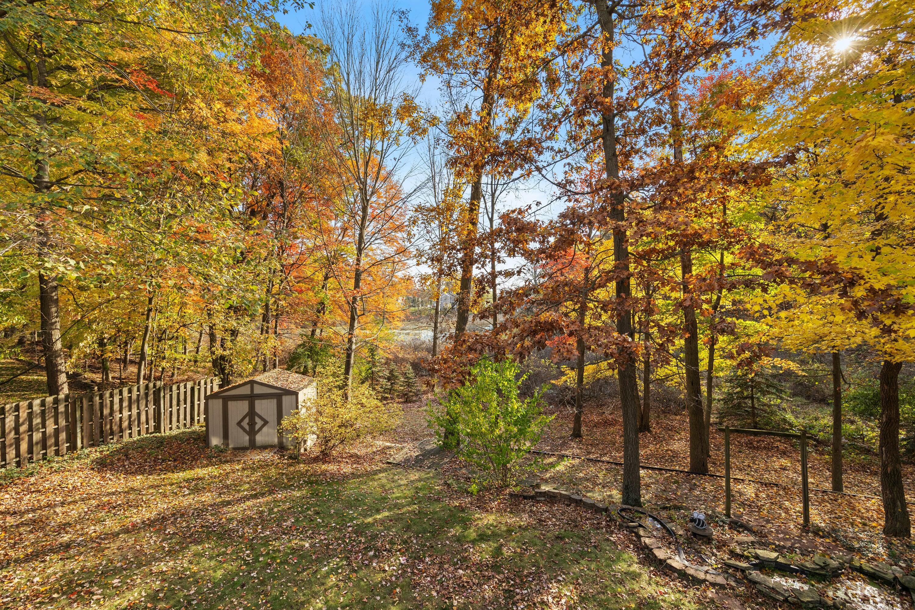 5256 E Woodmeade Court SE Ada MI 49301