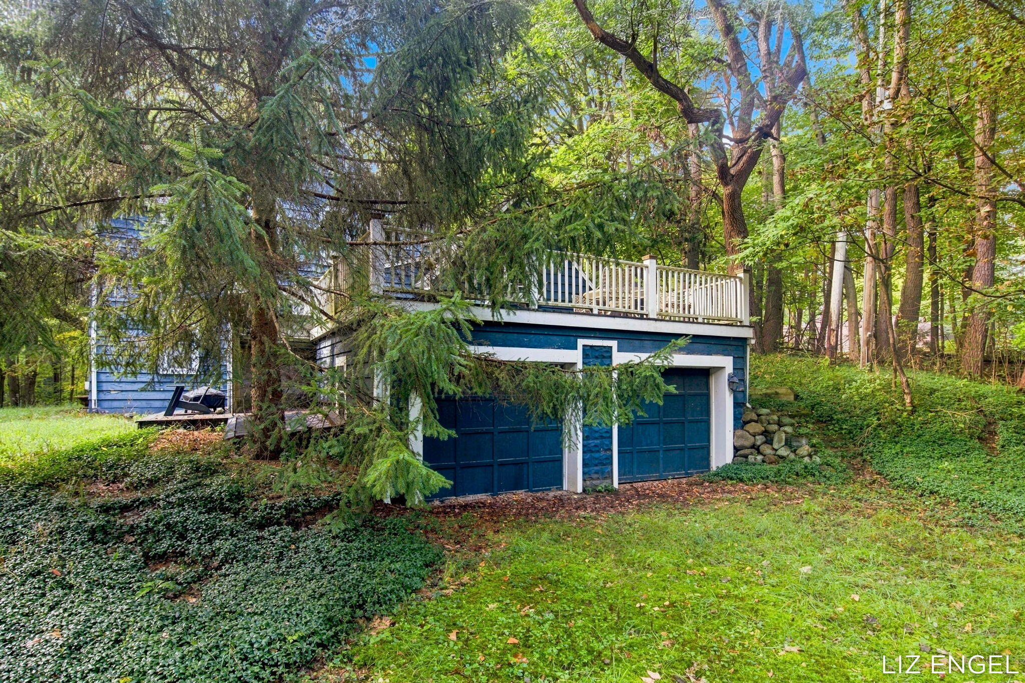 2309 Forest Trail Circle Fennville MI 49408