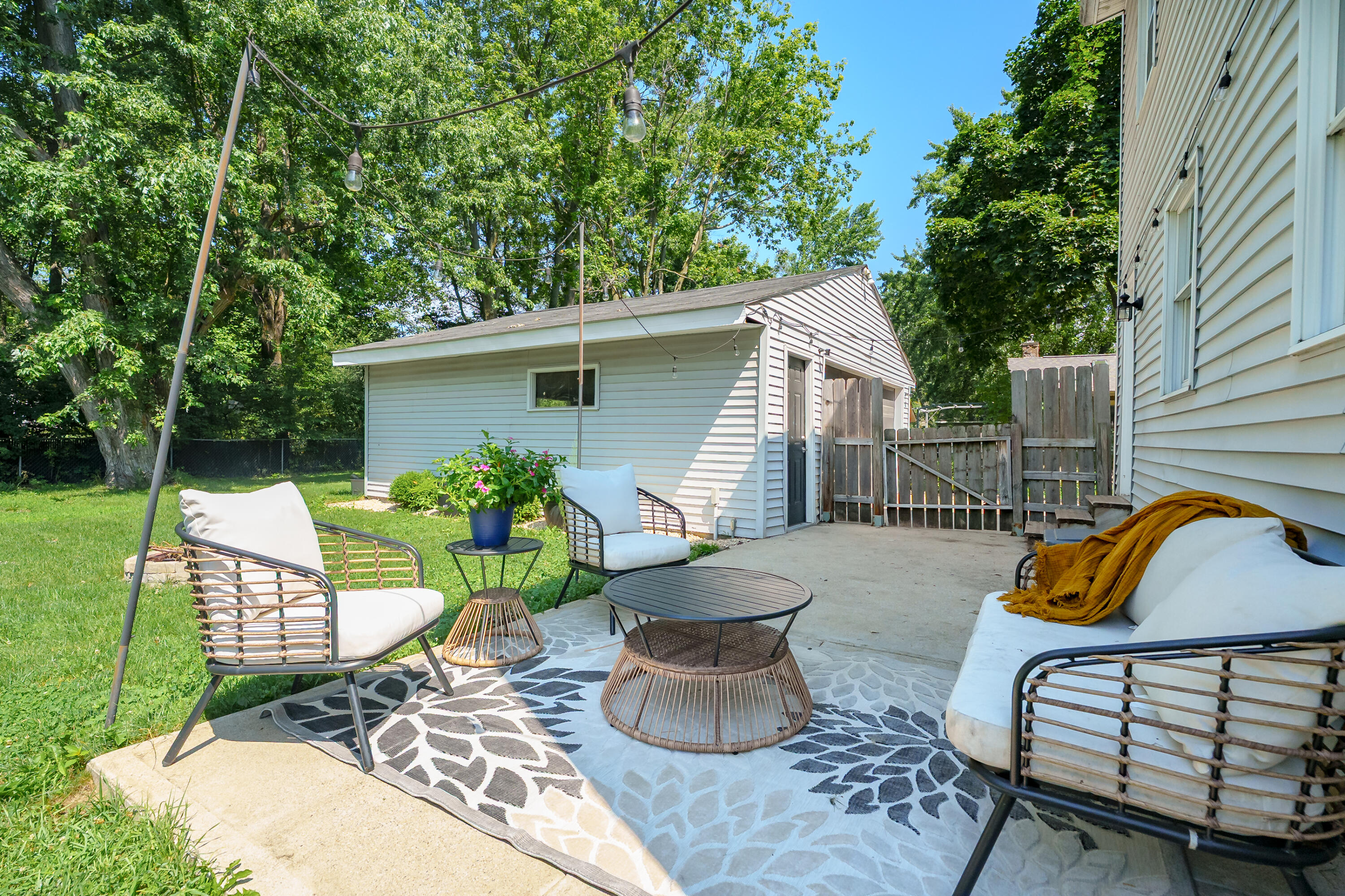 5648 Deerfield Street Portage MI 49024