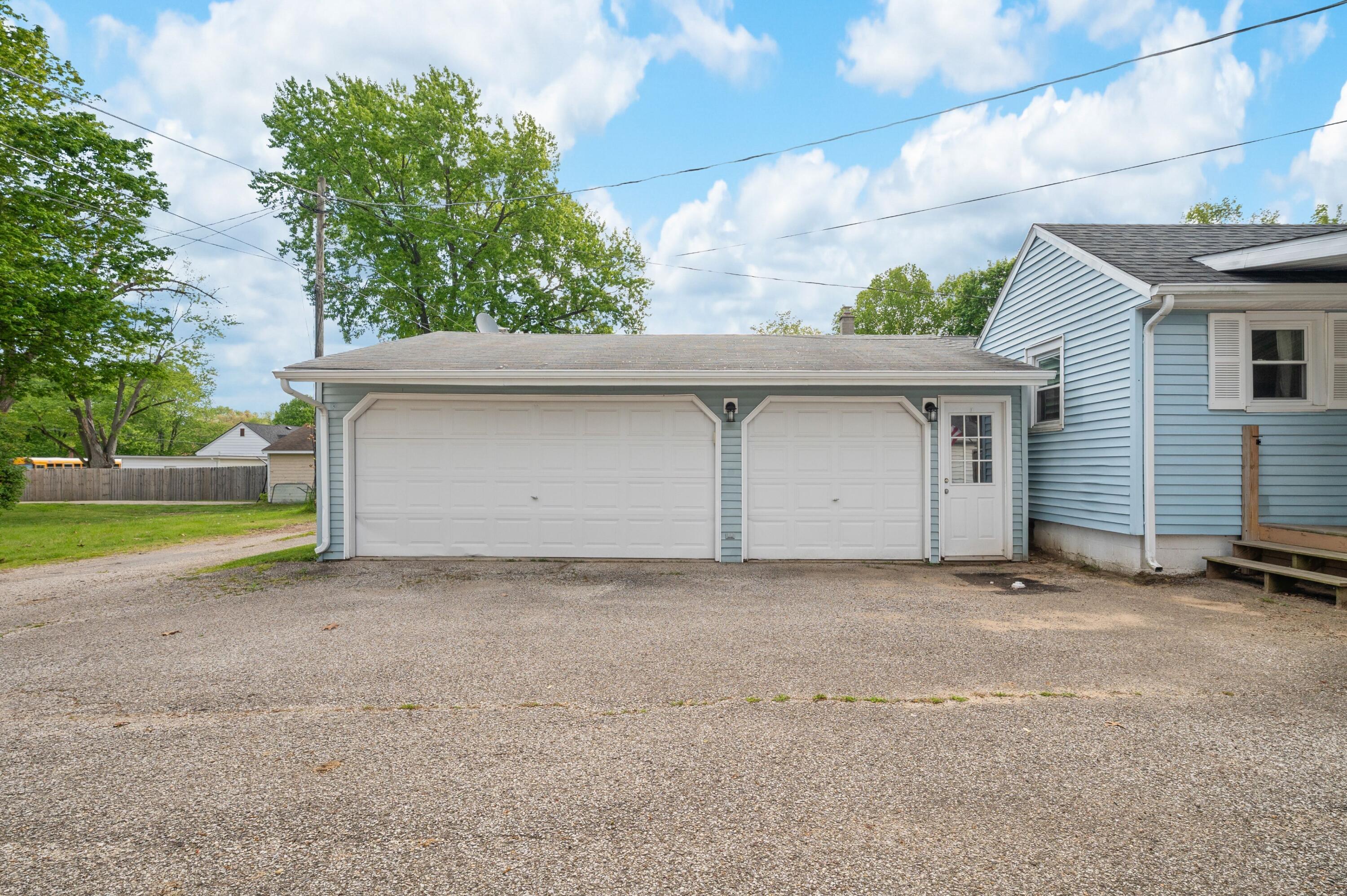 708 W Roe Street Buchanan MI 49107