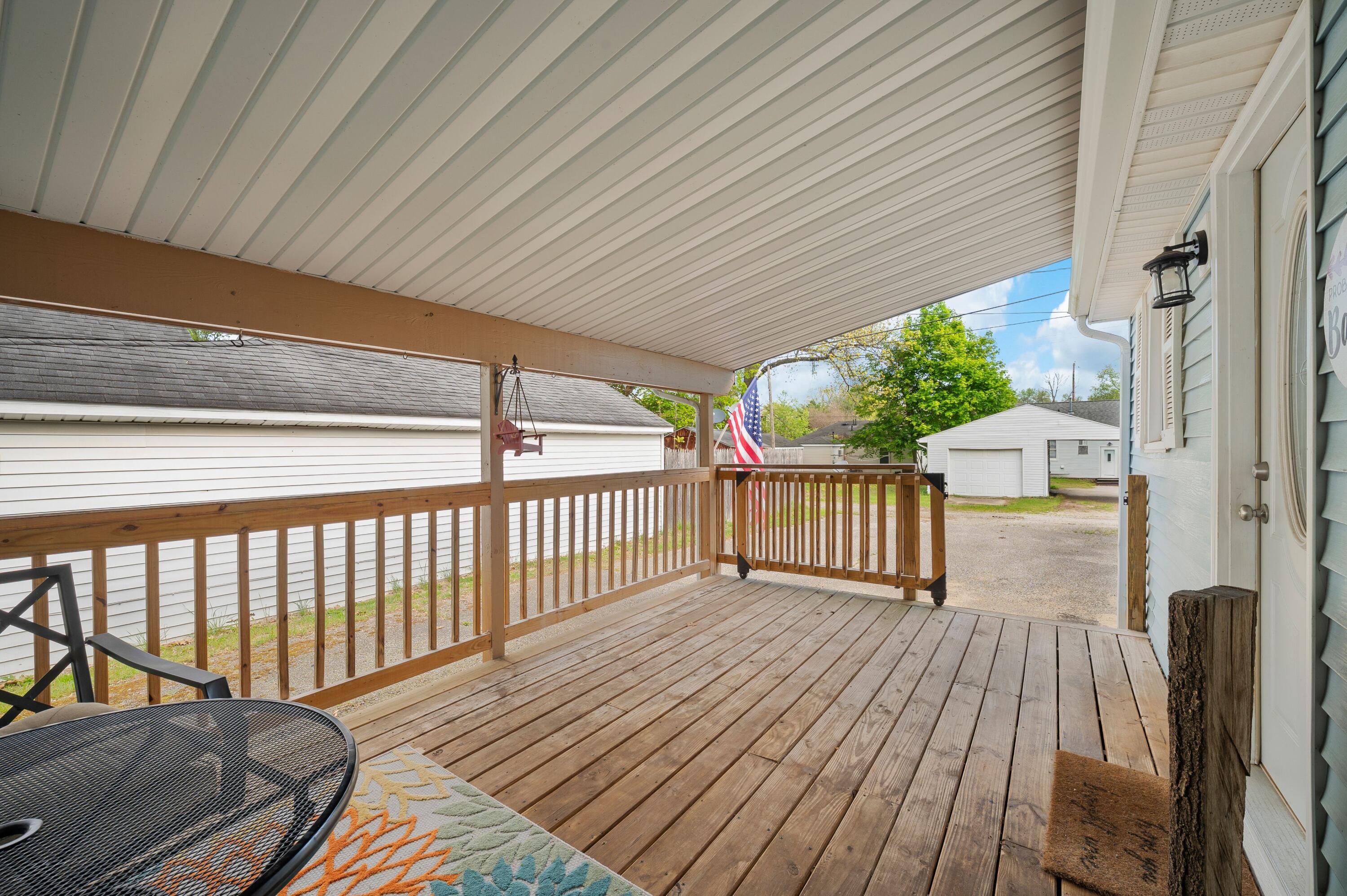 708 W Roe Street Buchanan MI 49107