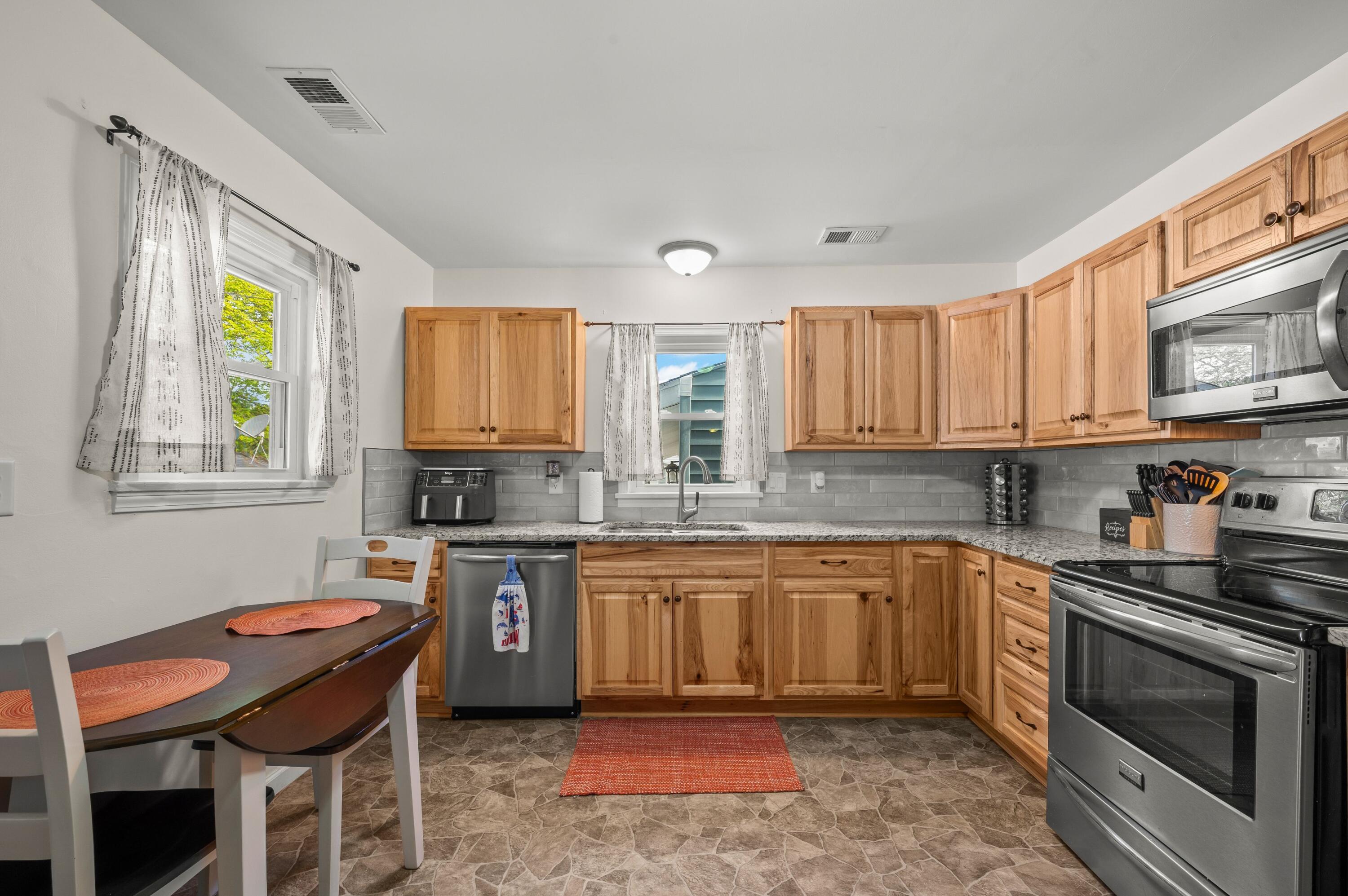 708 W Roe Street Buchanan MI 49107